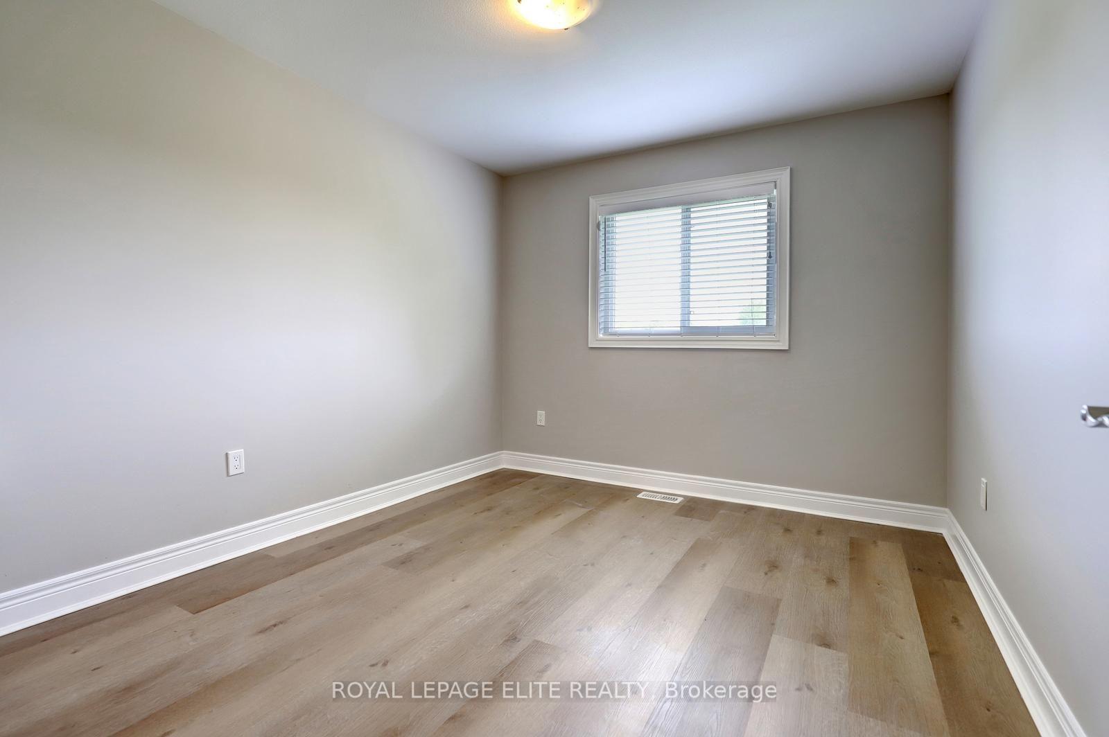 Photo 27 of 8025 Cole Court, Niagara Falls, Oldfield — HOMEH