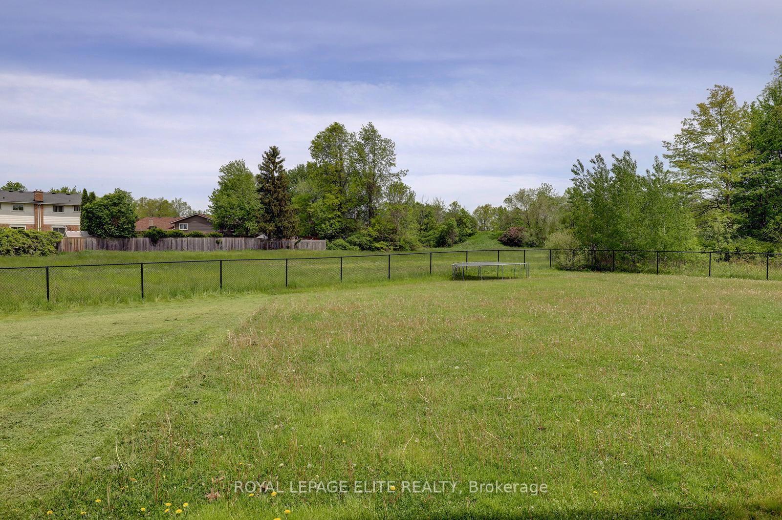 Photo 34 of 8025 Cole Court, Niagara Falls, Oldfield — HOMEH