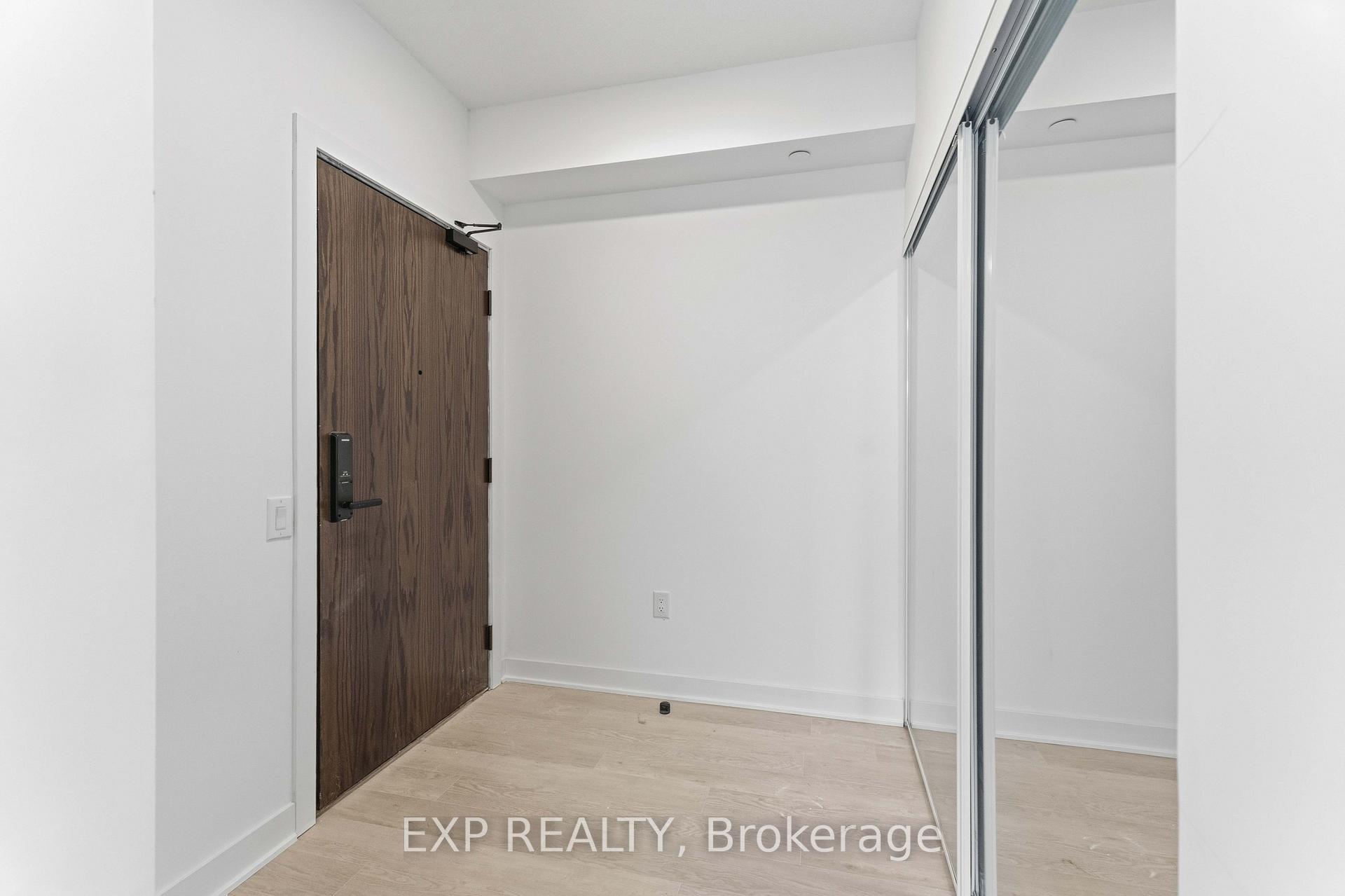 Photo 3 of Unit 1406, 2782 Barton Street E, Hamilton, Riverdale — HOMEH