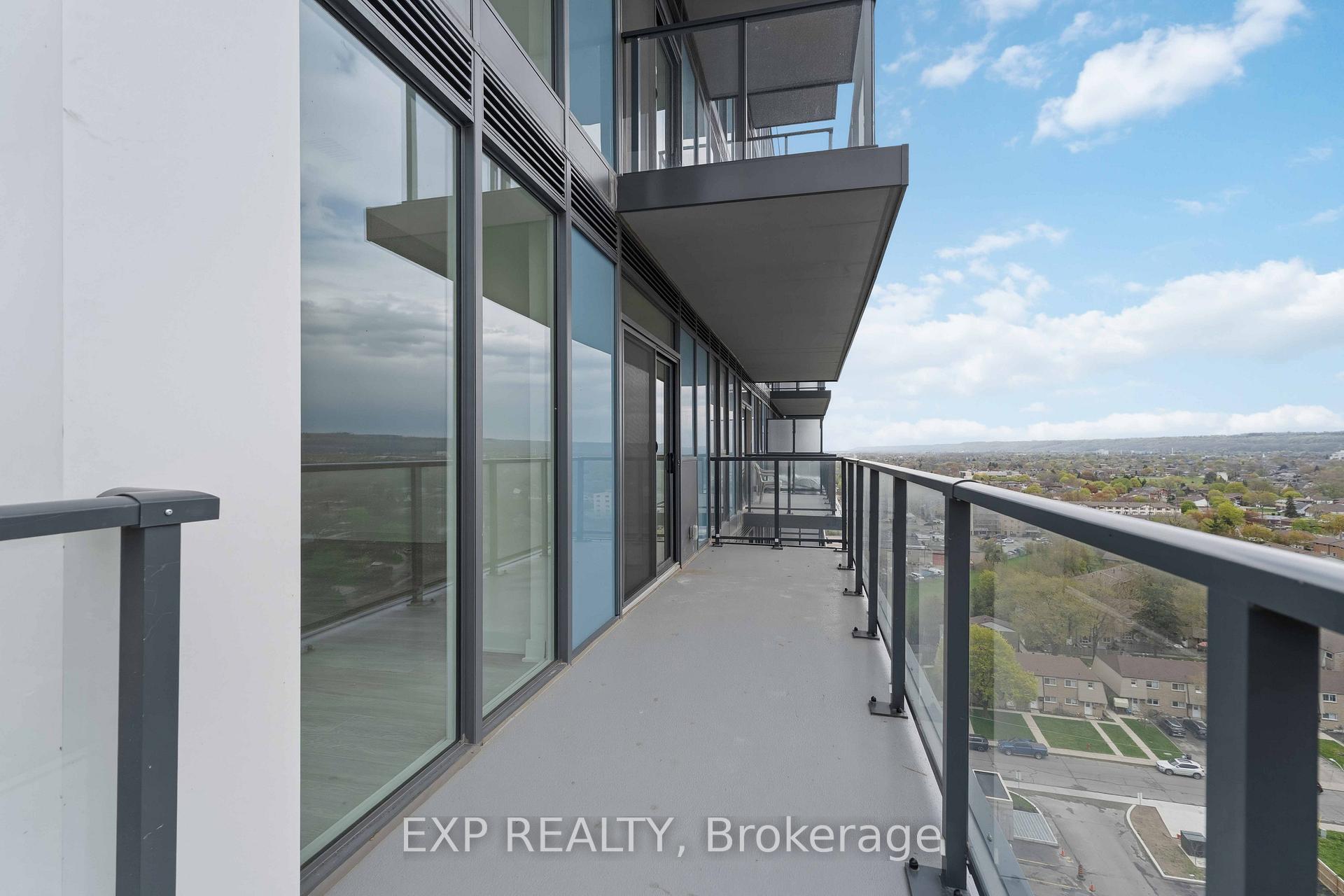 Photo 16 of Unit 1406, 2782 Barton Street E, Hamilton, Riverdale — HOMEH