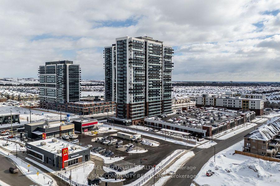 Front of Unit 308, 2545 Simcoe Street N