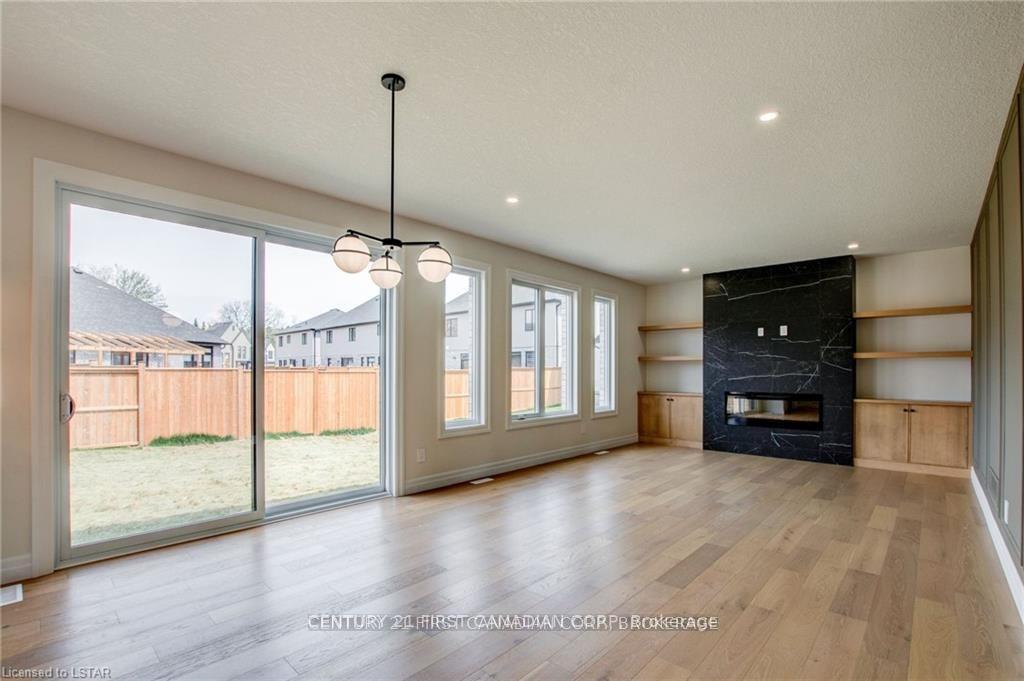 Photo 6 of 58 Aspen Circle, Thames Centre, Thorndale — HOMEH