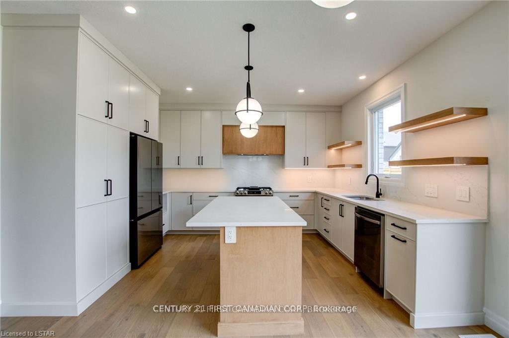 Photo 10 of 58 Aspen Circle, Thames Centre, Thorndale — HOMEH