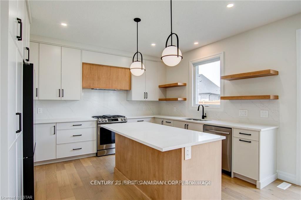 Photo 11 of 58 Aspen Circle, Thames Centre, Thorndale — HOMEH