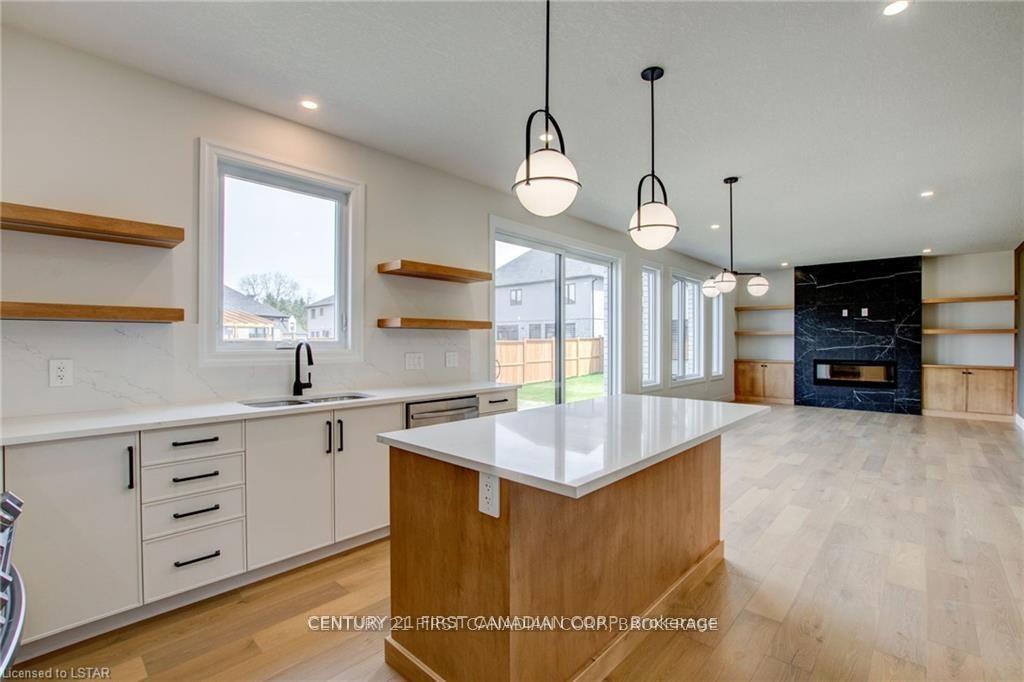 Photo 18 of 58 Aspen Circle, Thames Centre, Thorndale — HOMEH