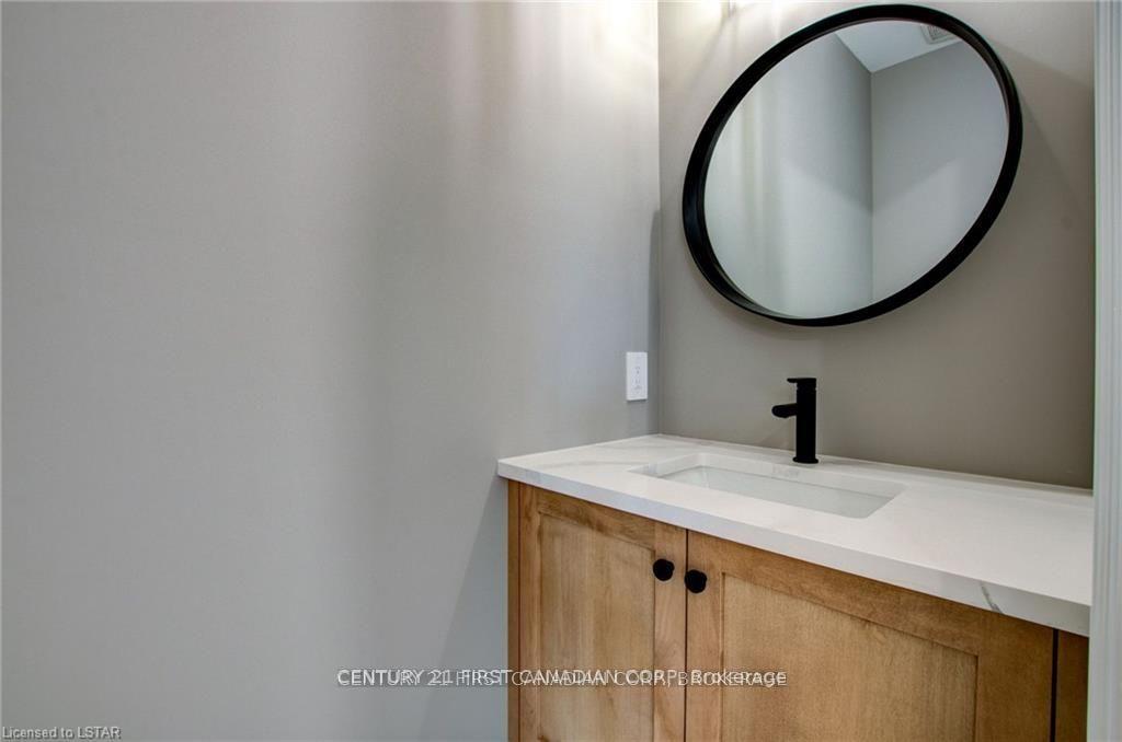 Photo 19 of 58 Aspen Circle, Thames Centre, Thorndale — HOMEH
