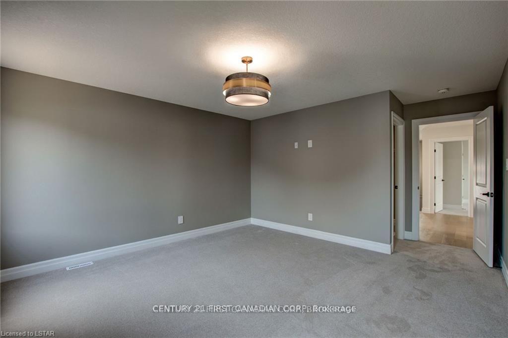 Photo 28 of 58 Aspen Circle, Thames Centre, Thorndale — HOMEH