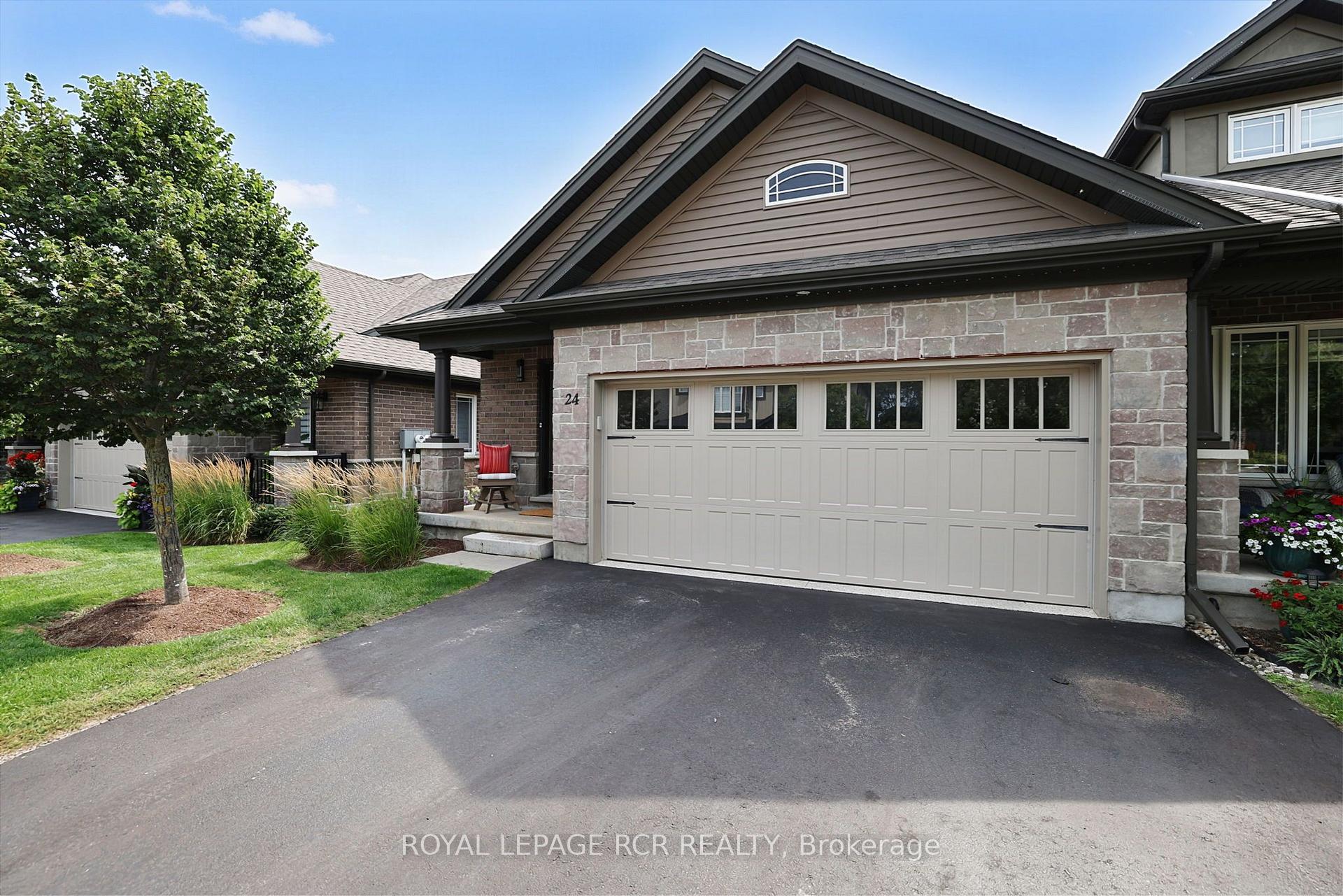 Photo 2 of 24 Westminster Crescent, Centre Wellington, Fergus — HOMEH