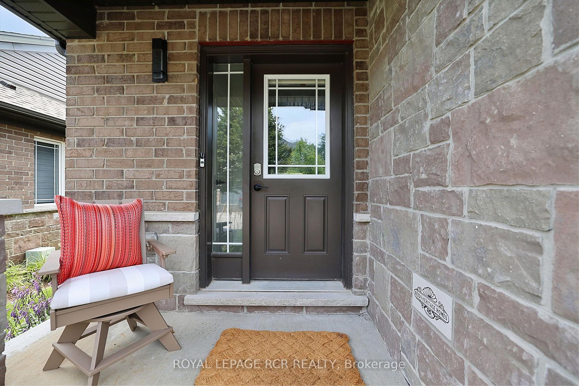 Photo 3 of 24 Westminster Crescent, Centre Wellington, Fergus — HOMEH
