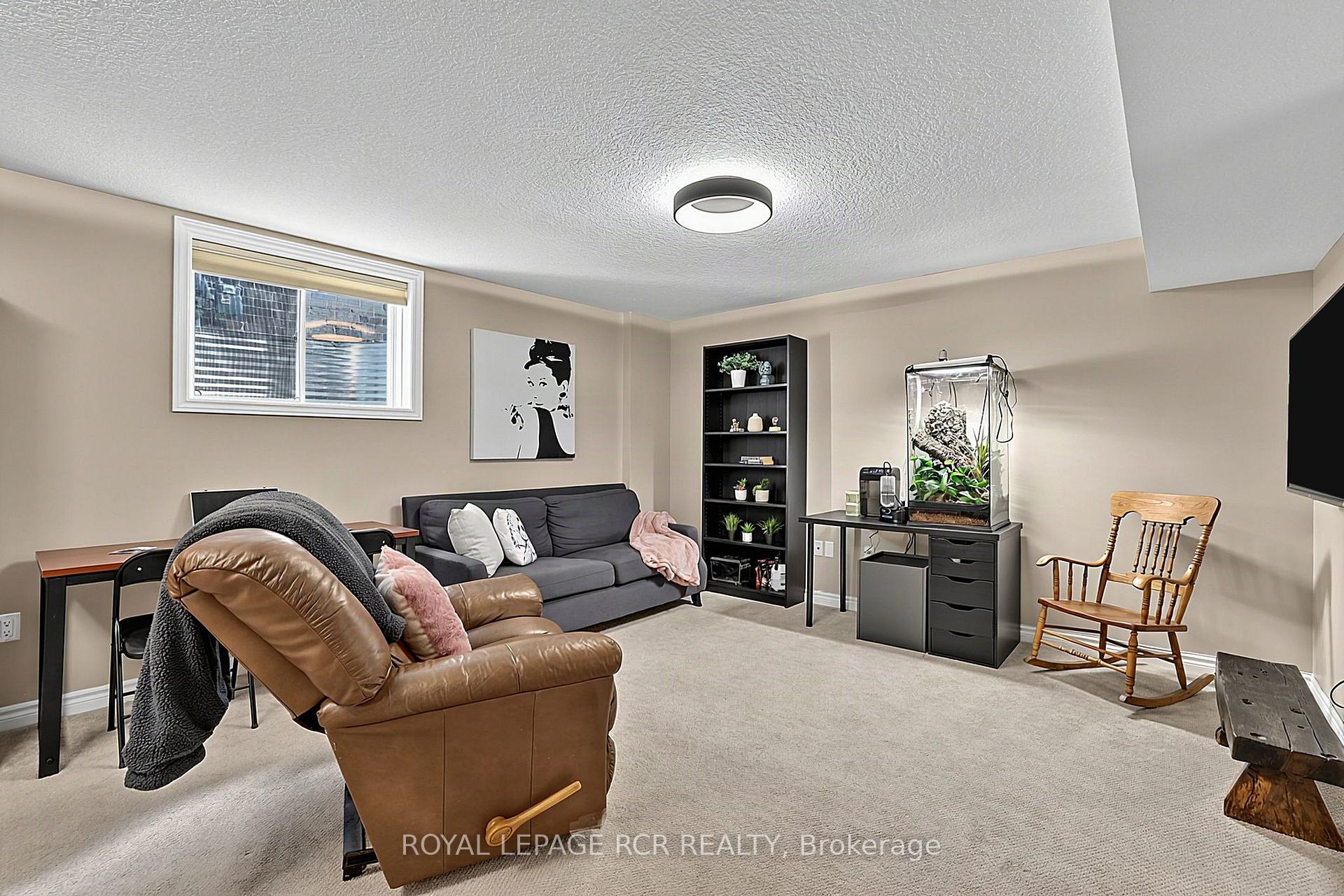 Photo 30 of 24 Westminster Crescent, Centre Wellington, Fergus — HOMEH