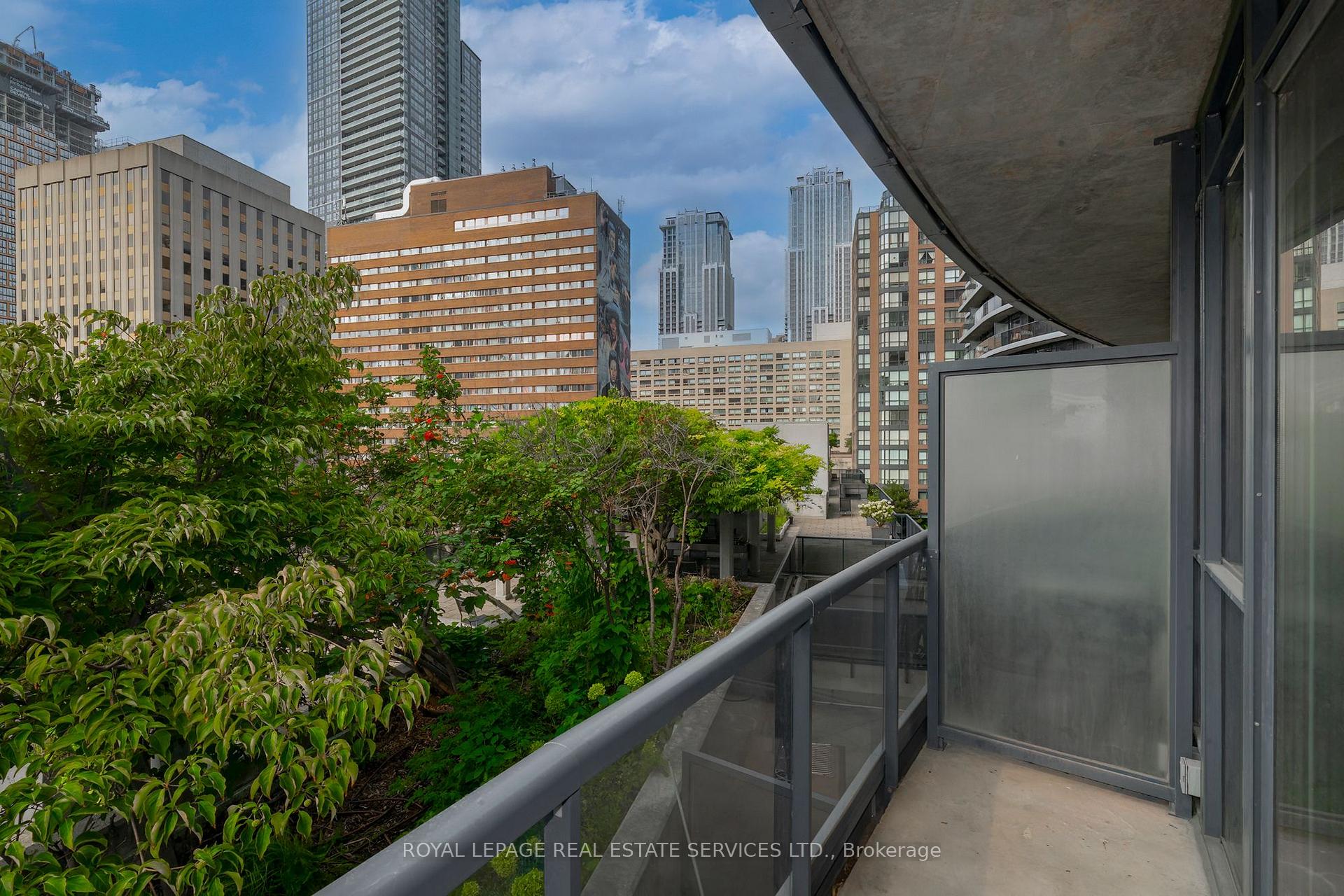 Photo 32 of Unit 603, 25 Carlton Street, Toronto, Church-Yonge Corridor — HOMEH
