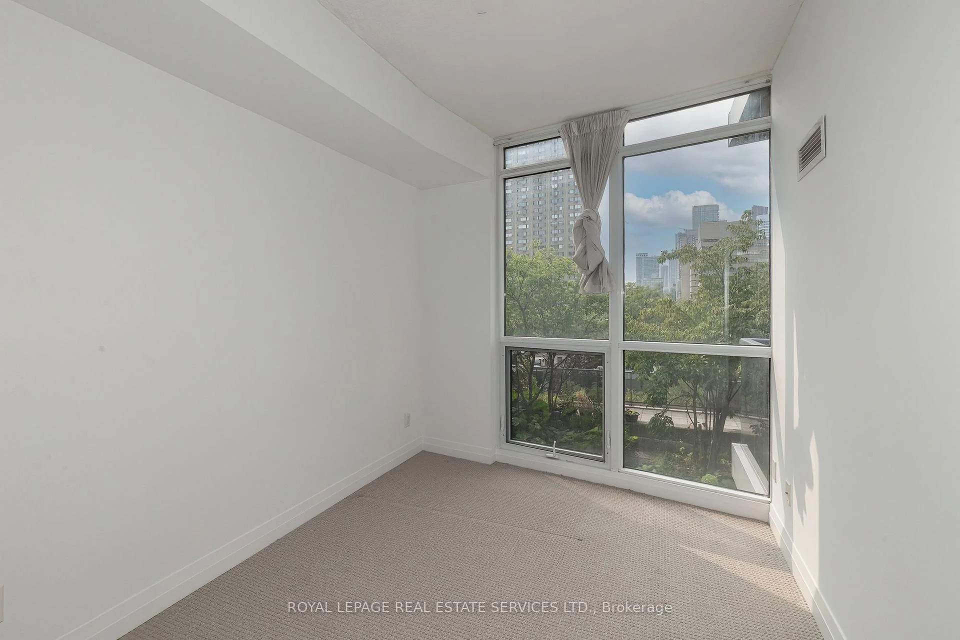 Photo 22 of Unit 603, 25 Carlton Street, Toronto, Church-Yonge Corridor — HOMEH