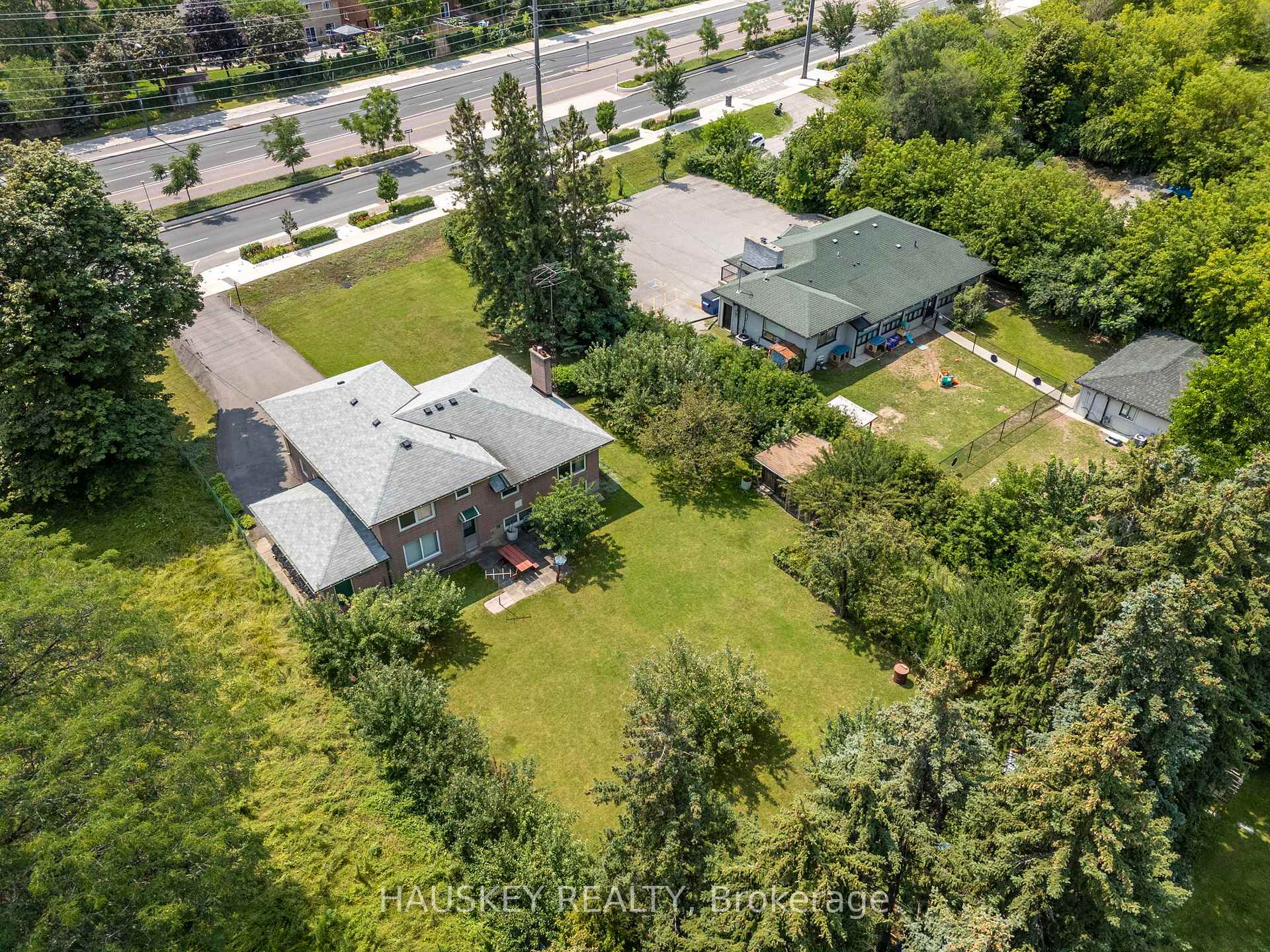 Photo 3 of 1226 Centre Street, Vaughan, Beverley Glen — HOMEH