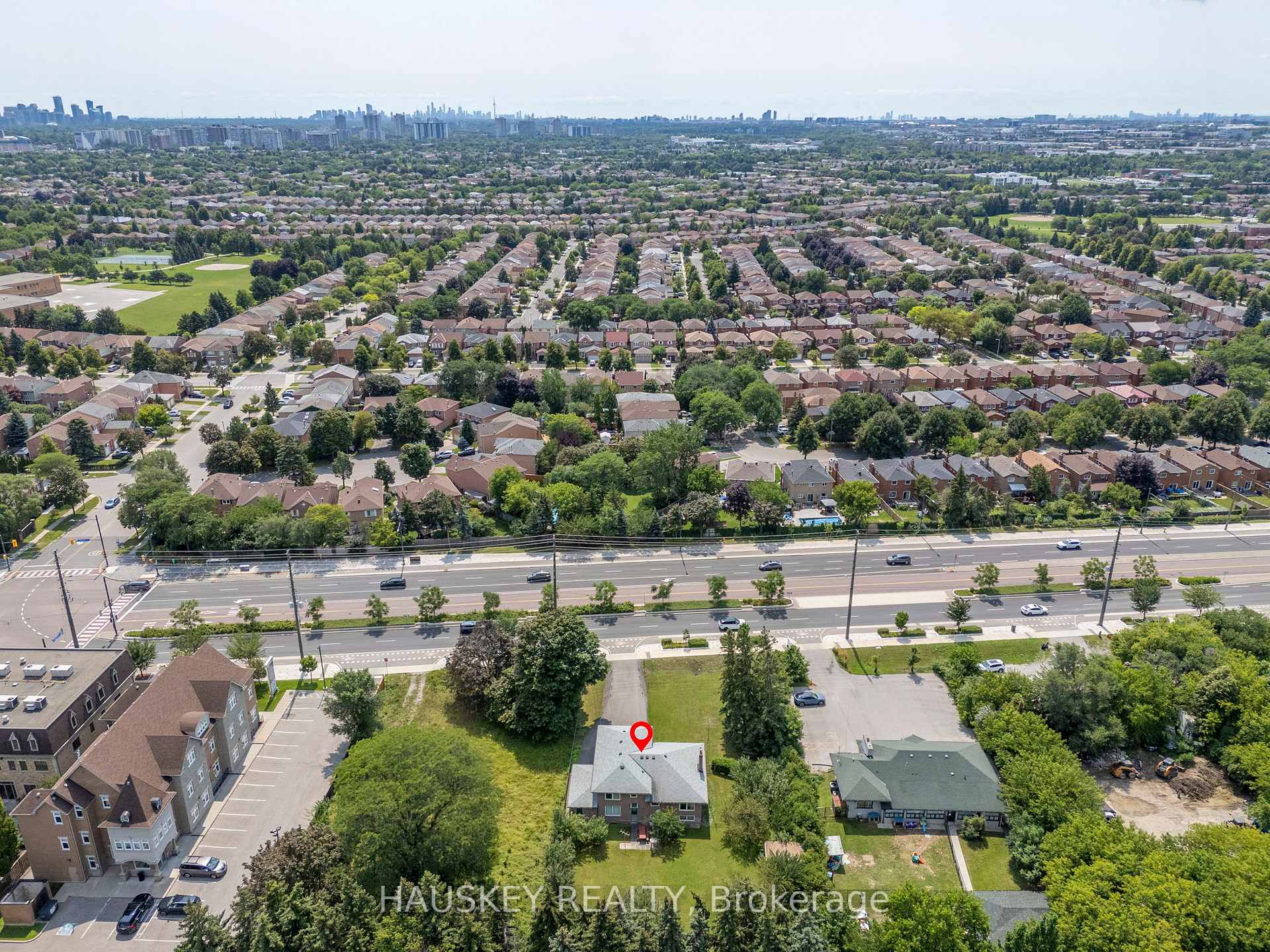 Photo 10 of 1226 Centre Street, Vaughan, Beverley Glen — HOMEH