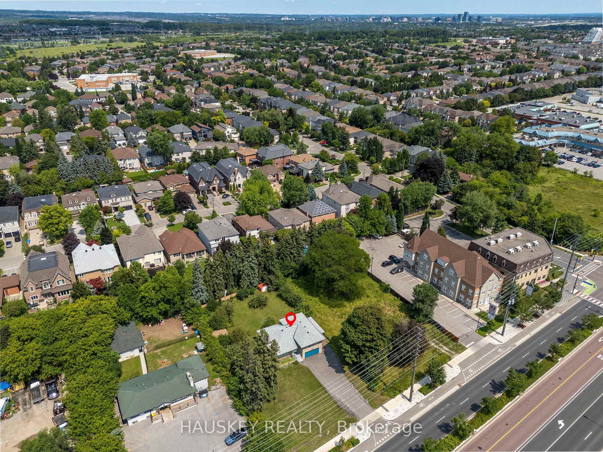 Photo 13 of 1226 Centre Street, Vaughan, Beverley Glen — HOMEH