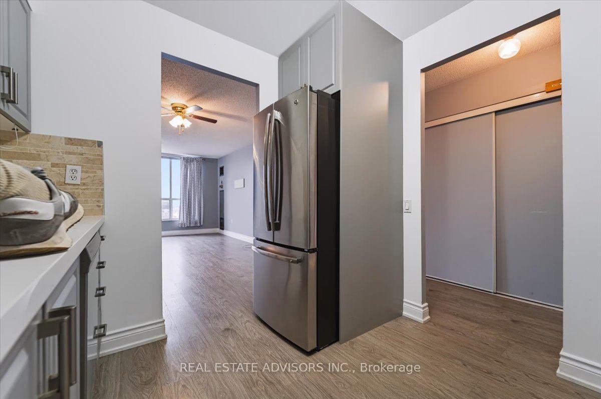 Photo 7 of Unit Ph#07, 21 Overlea Boulevard, Toronto, Thorncliffe Park — HOMEH