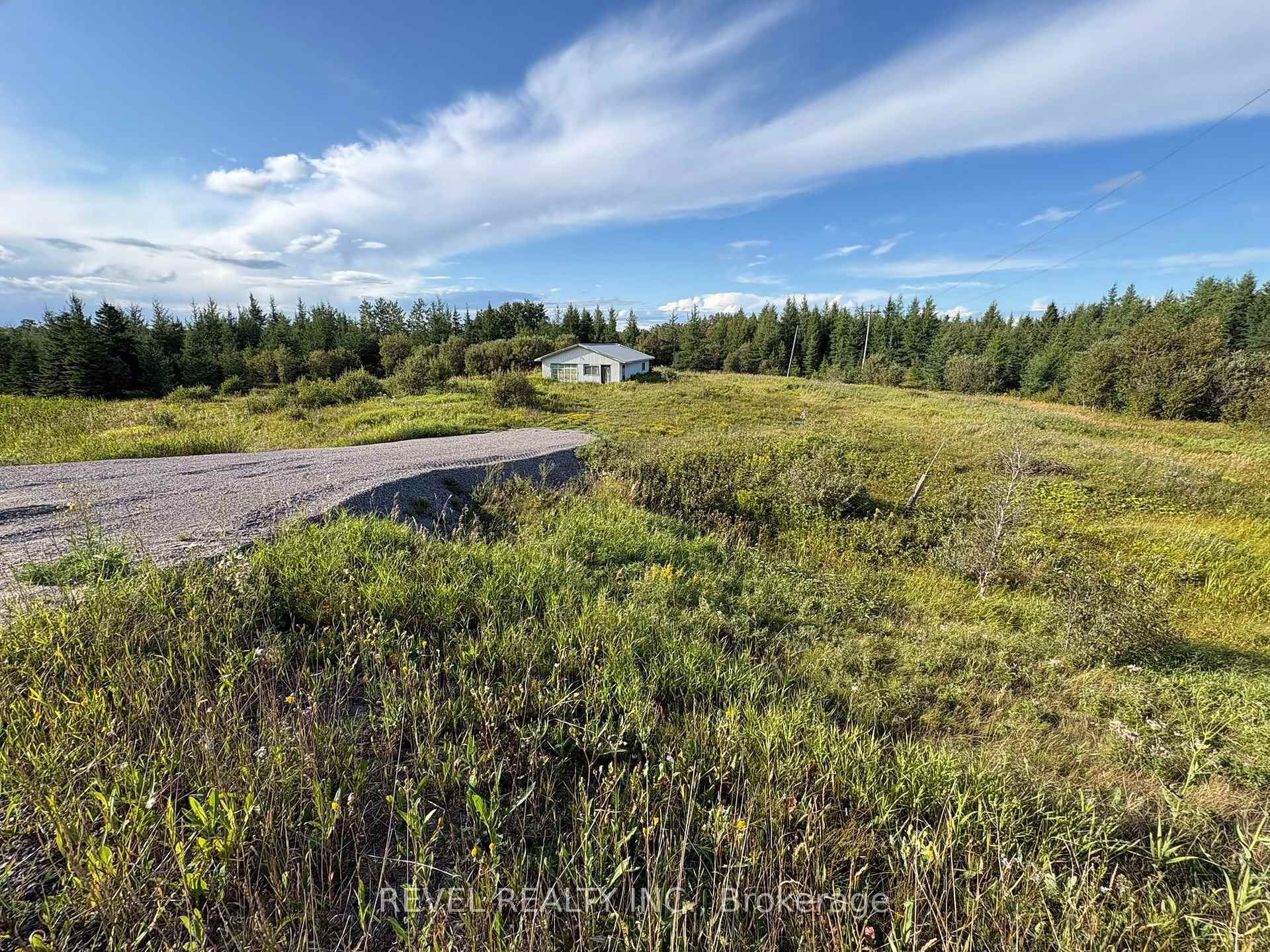 Photo of Unit (Moonbeam), 341 Highway 11