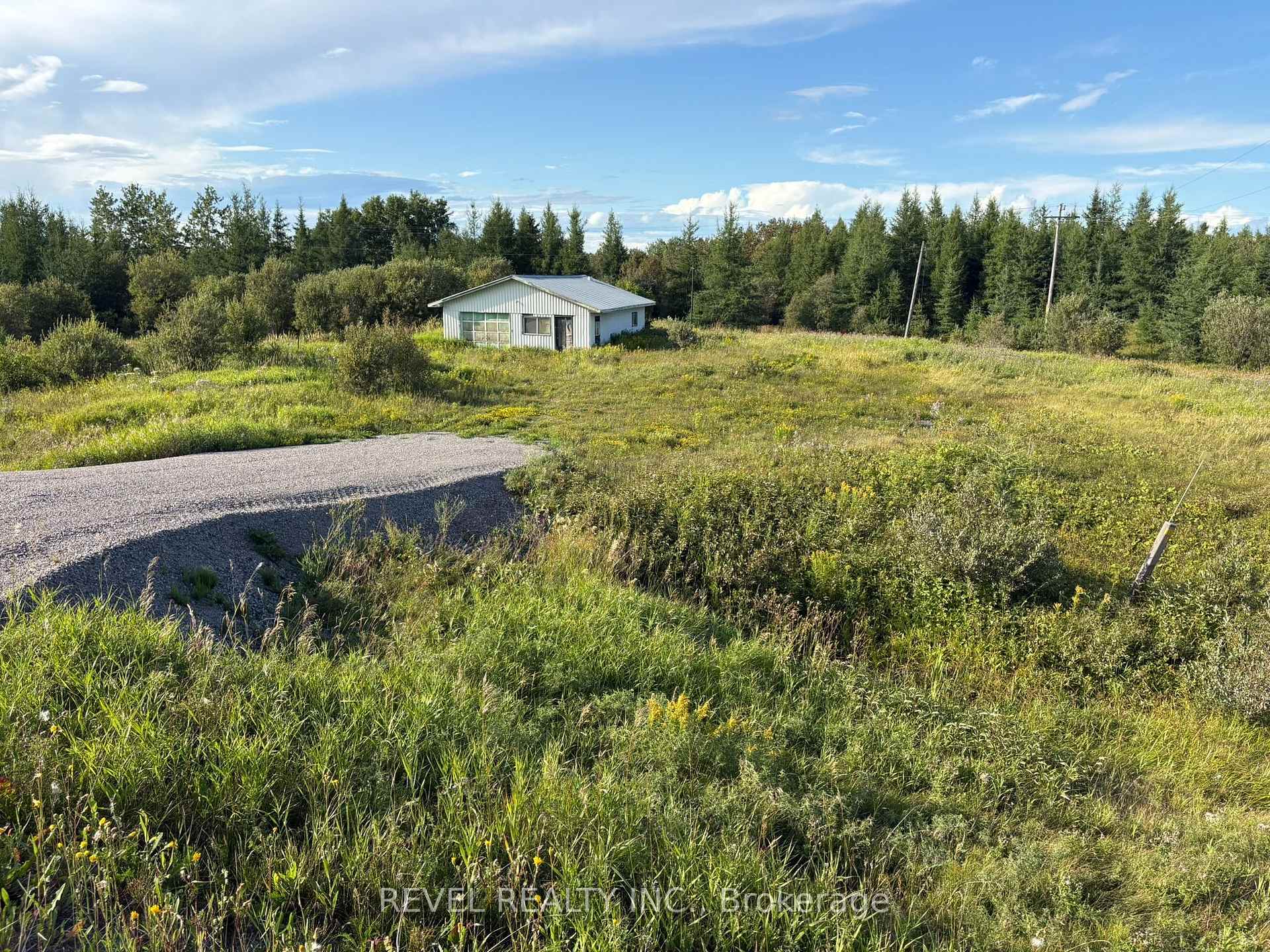 Photo 2 of Unit (Moonbeam), 341 Highway 11, Kapuskasing, Moonbeam — HOMEH