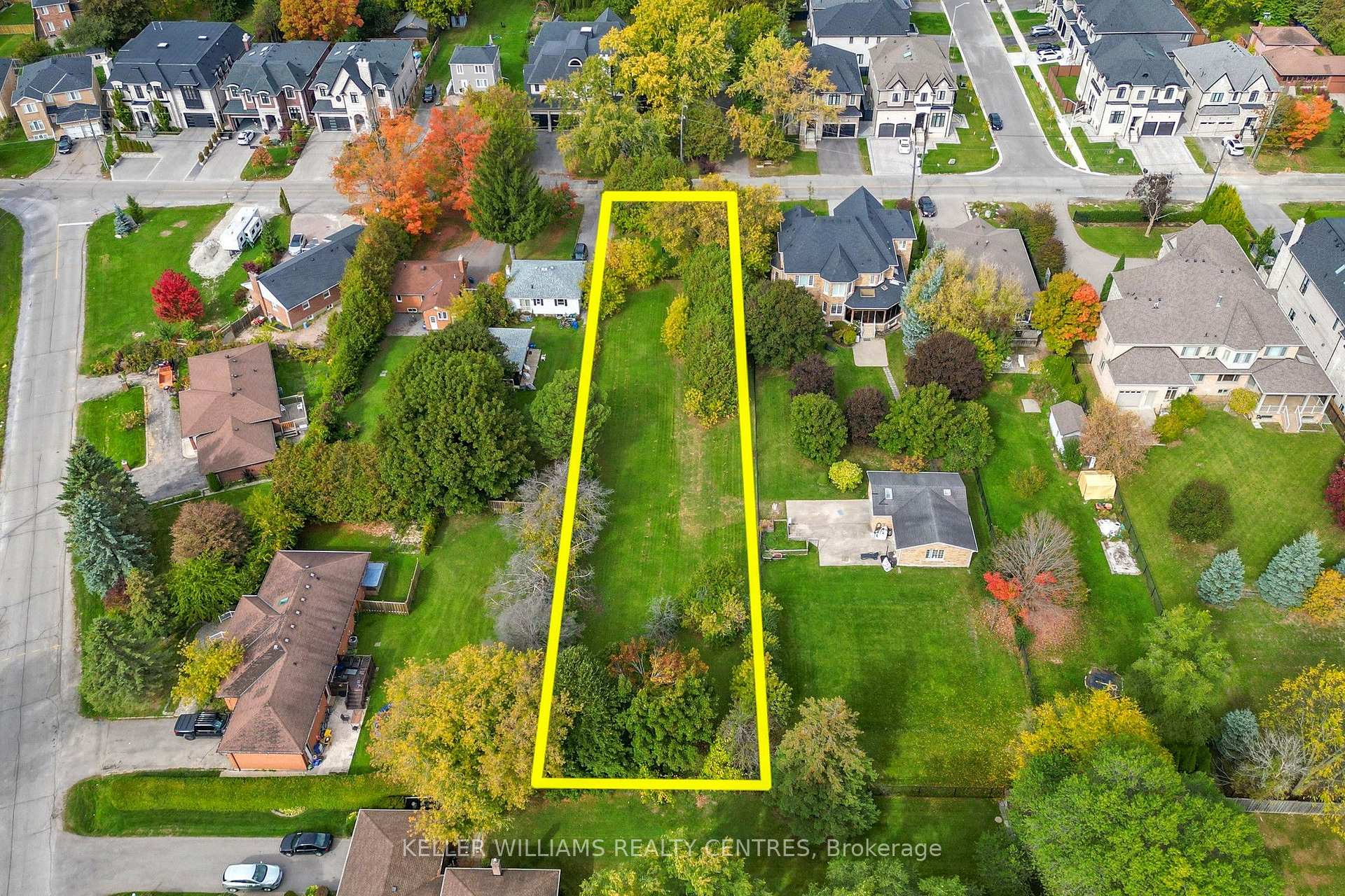 Photo 1 of 39 Maple Grove Avenue, Richmond Hill, Oak Ridges — HOMEH