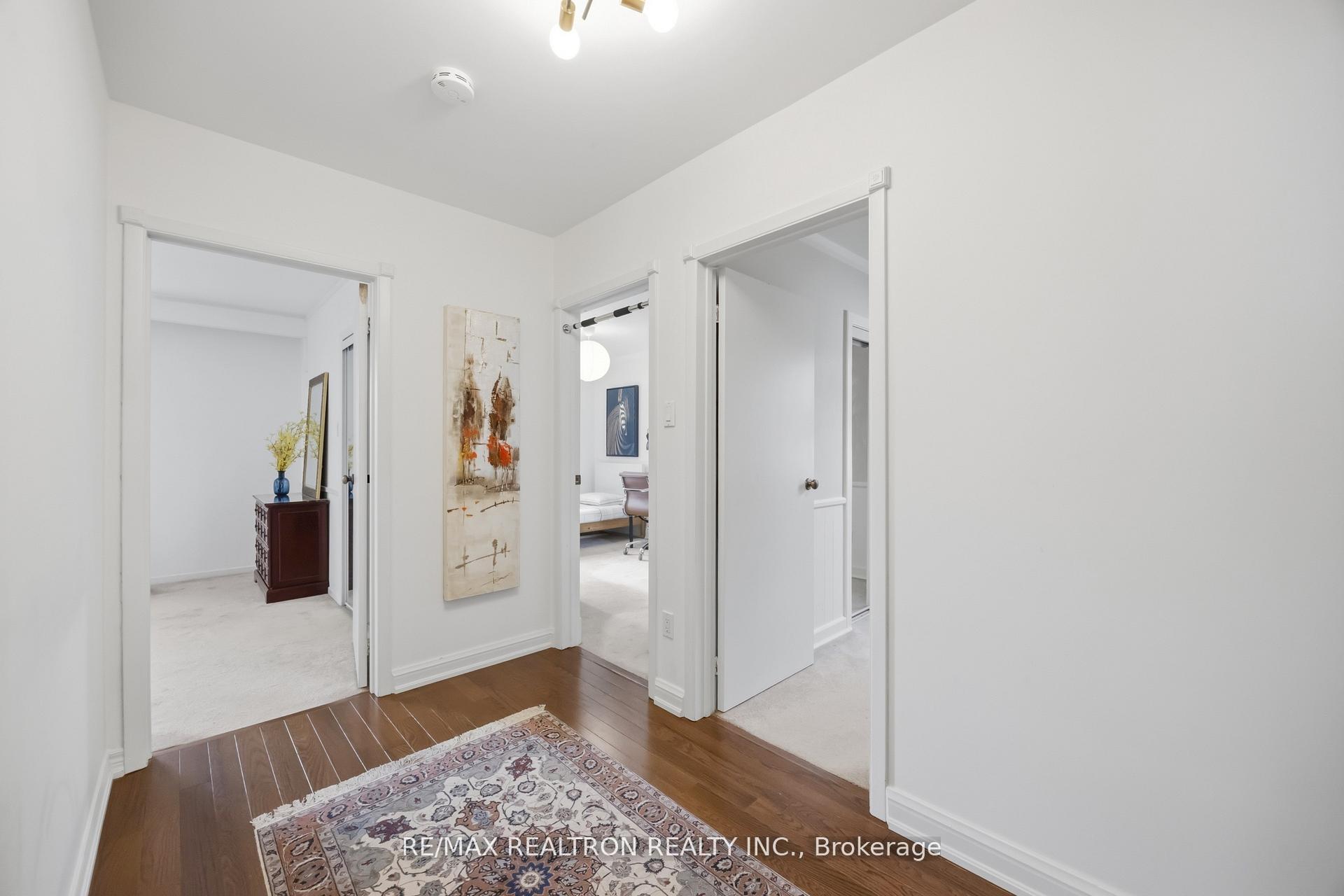 Photo 29 of 49 Apple Orchard Path, Markham, Royal Orchard — HOMEH