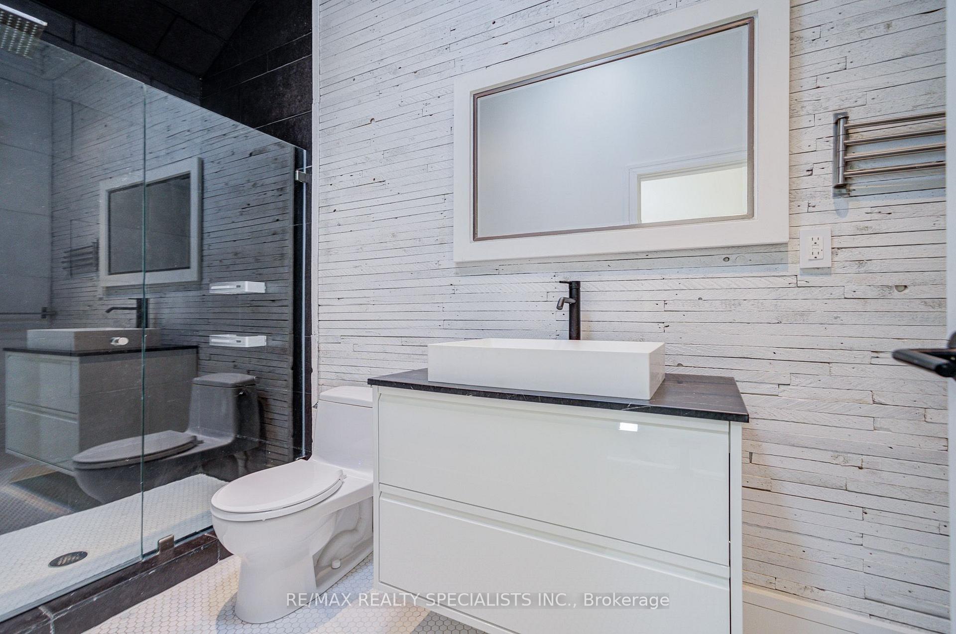 Photo 45 of 5486 Landsborough Avenue, Mississauga, Hurontario — HOMEH