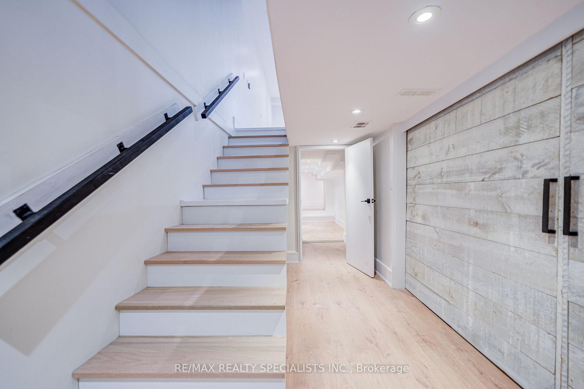 Photo 57 of 5486 Landsborough Avenue, Mississauga, Hurontario — HOMEH