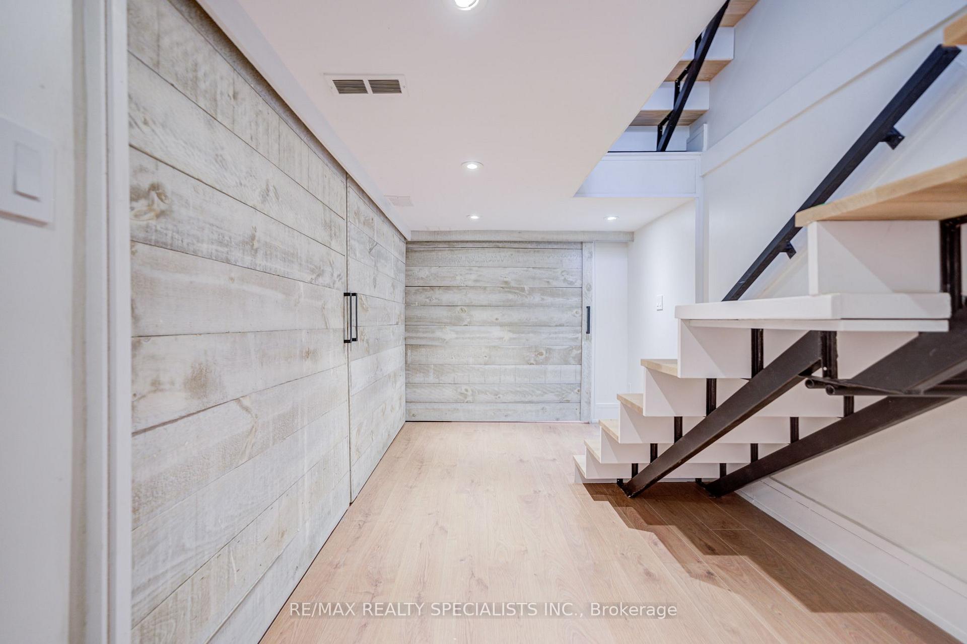 Photo 59 of 5486 Landsborough Avenue, Mississauga, Hurontario — HOMEH