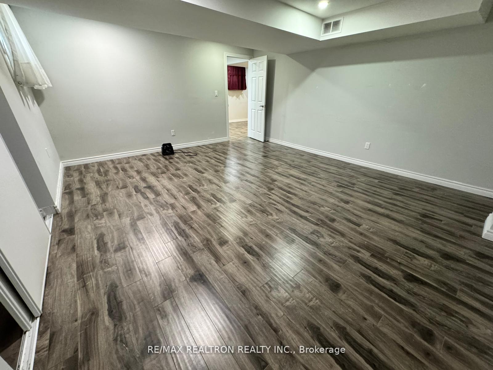 Photo 45 of 65 Westfield Drive, Whitby, Rural Whitby — HOMEH