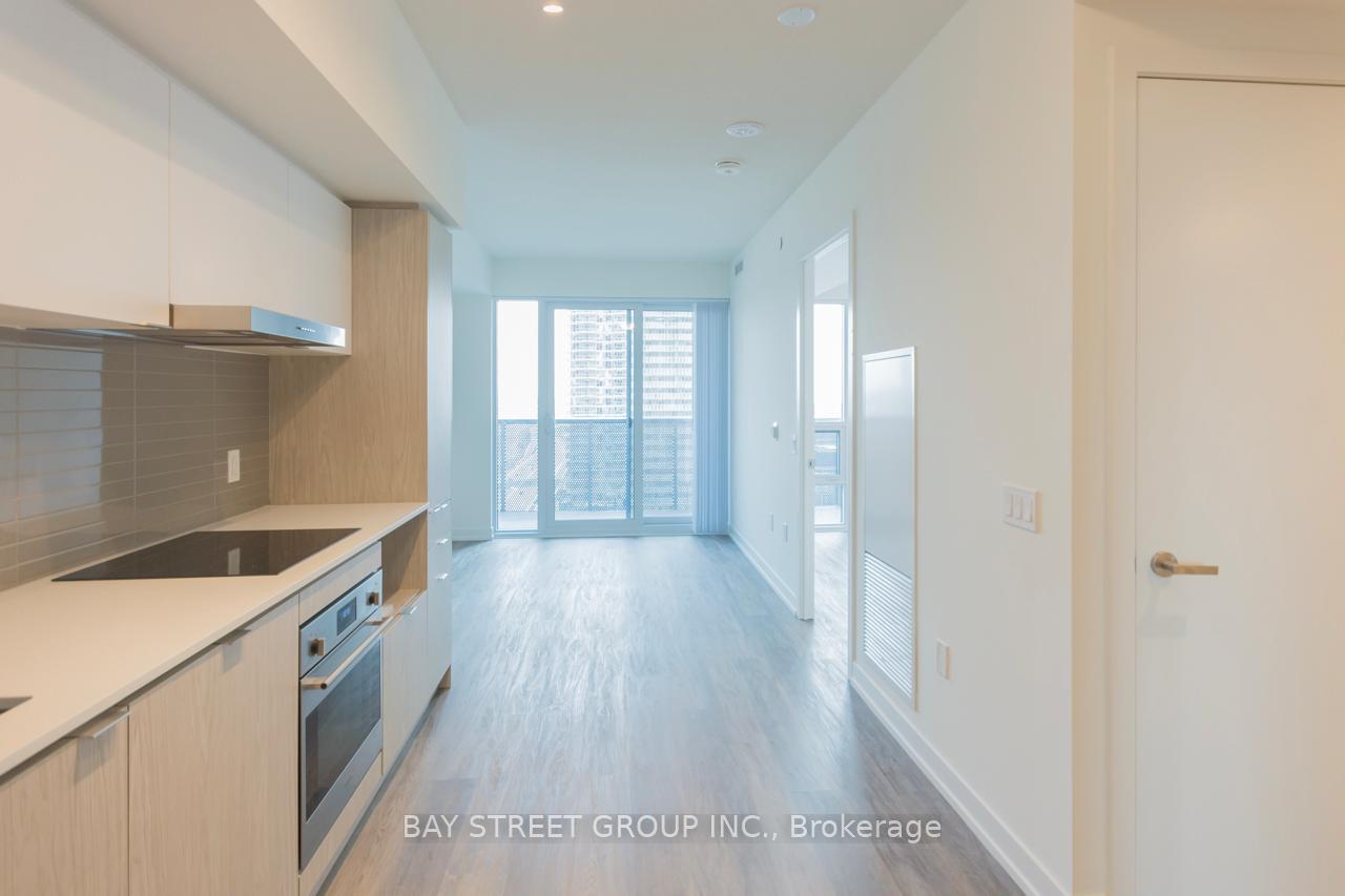 Photo 4 of Unit 2607, 55 Cooper Street, Toronto, Waterfront Communities — HOMEH