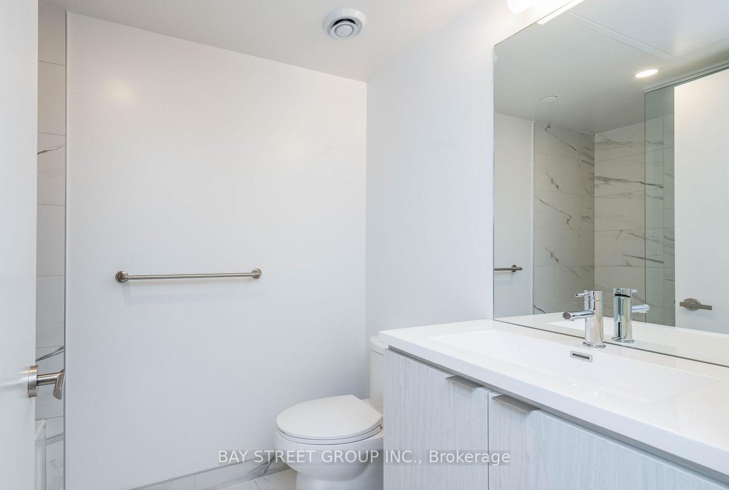 Photo 13 of Unit 2607, 55 Cooper Street, Toronto, Waterfront Communities — HOMEH