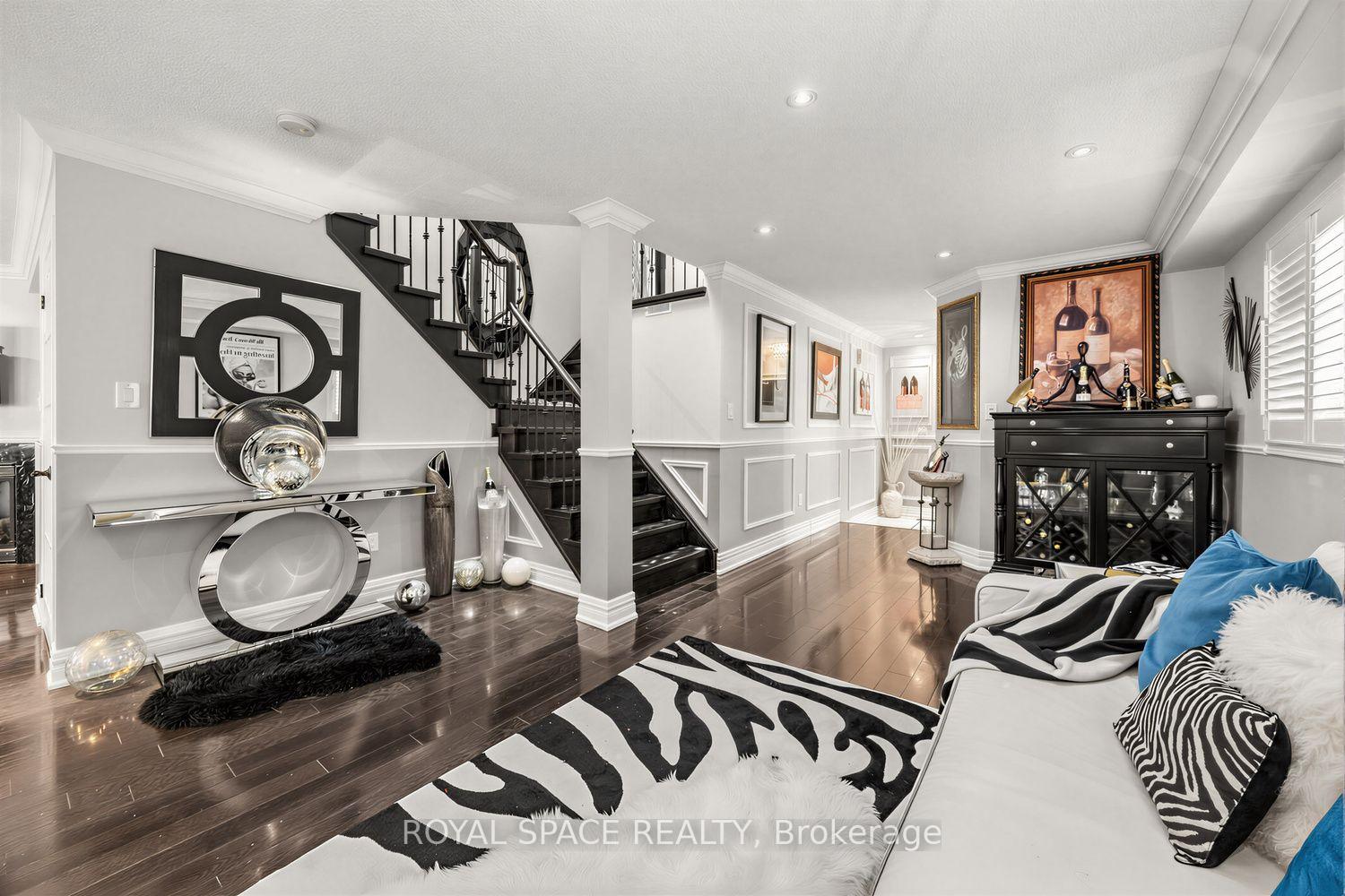 Photo 9 of 7 Urwin Street, Ajax, Northeast Ajax — HOMEH