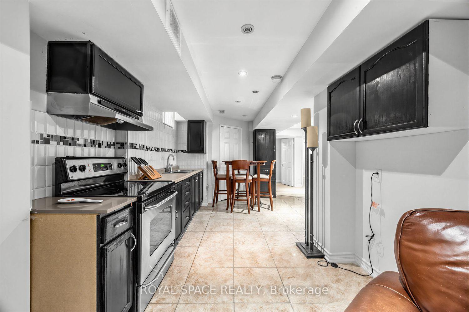 Photo 38 of 7 Urwin Street, Ajax, Northeast Ajax — HOMEH