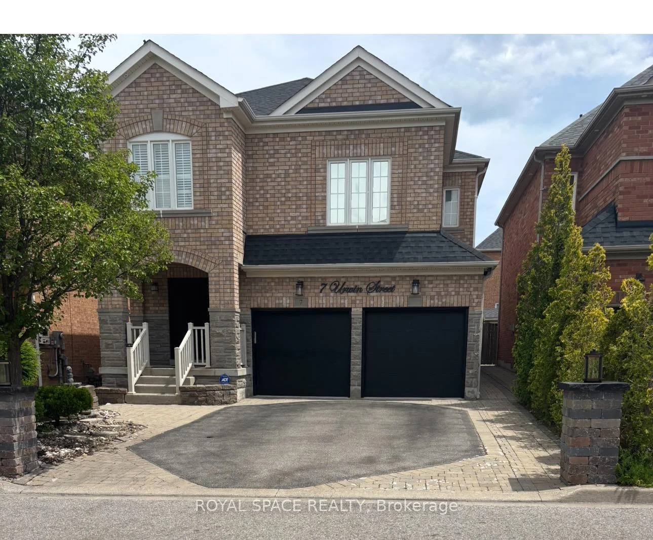 Photo 2 of 7 Urwin Street, Ajax, Northeast Ajax — HOMEH