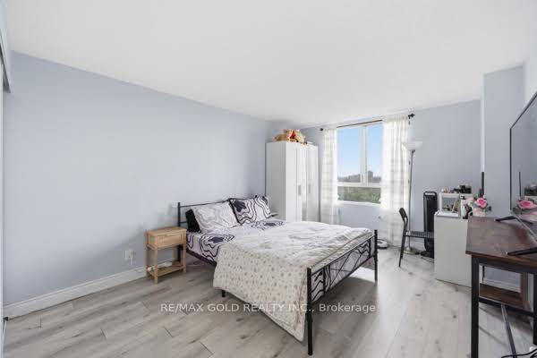 Photo 33 of Unit ph08, 61 Markbrook Lane, Etobicoke, Mount Olive-Silverstone-Jamestown — HOMEH