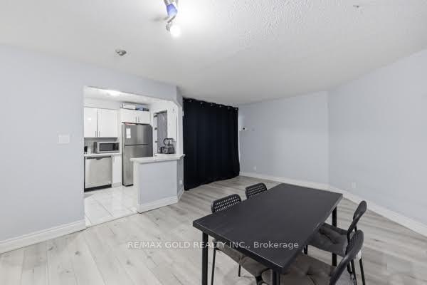Photo 45 of Unit ph08, 61 Markbrook Lane, Etobicoke, Mount Olive-Silverstone-Jamestown — HOMEH