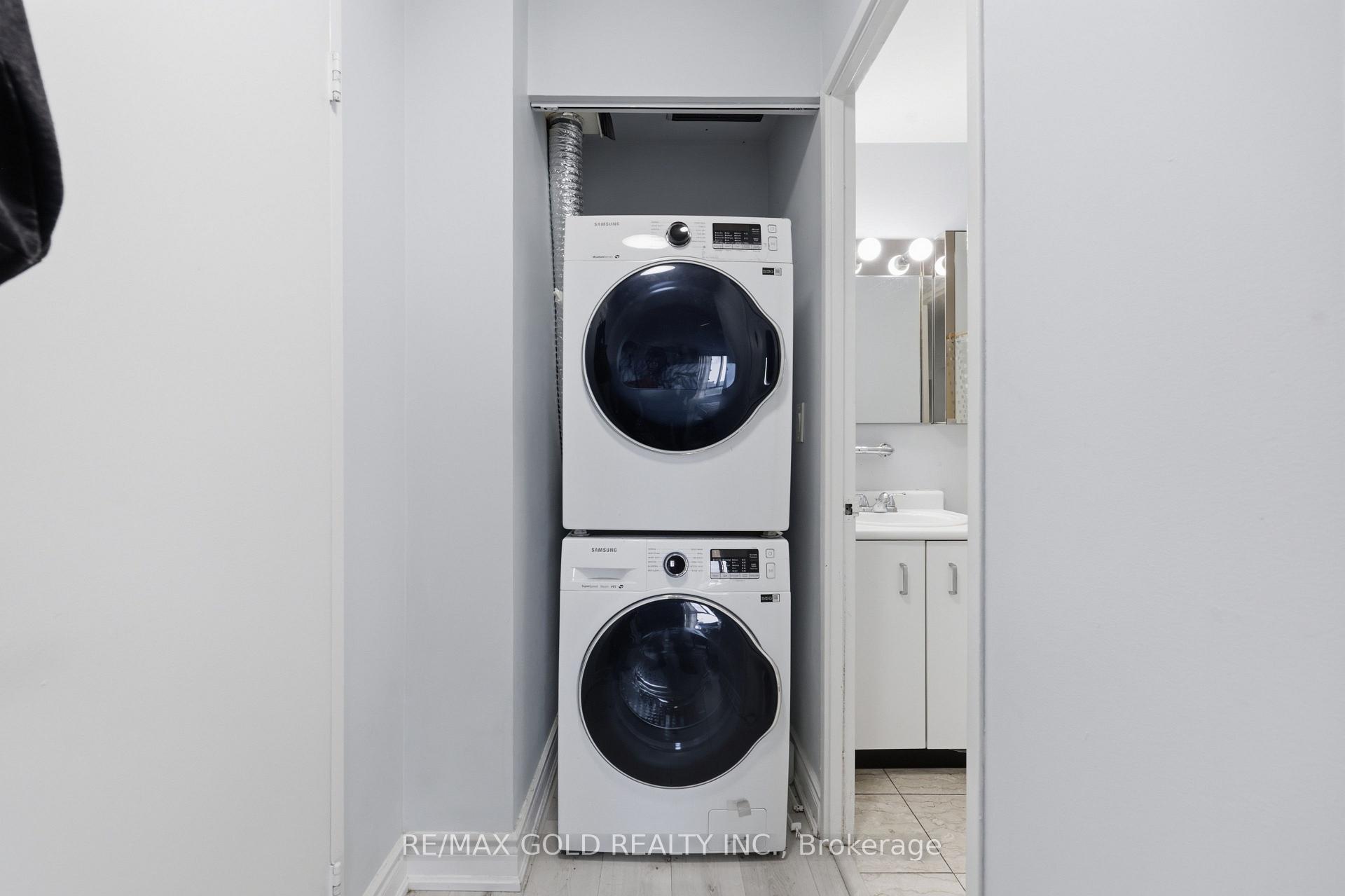 Photo 40 of Unit ph08, 61 Markbrook Lane, Etobicoke, Mount Olive-Silverstone-Jamestown — HOMEH
