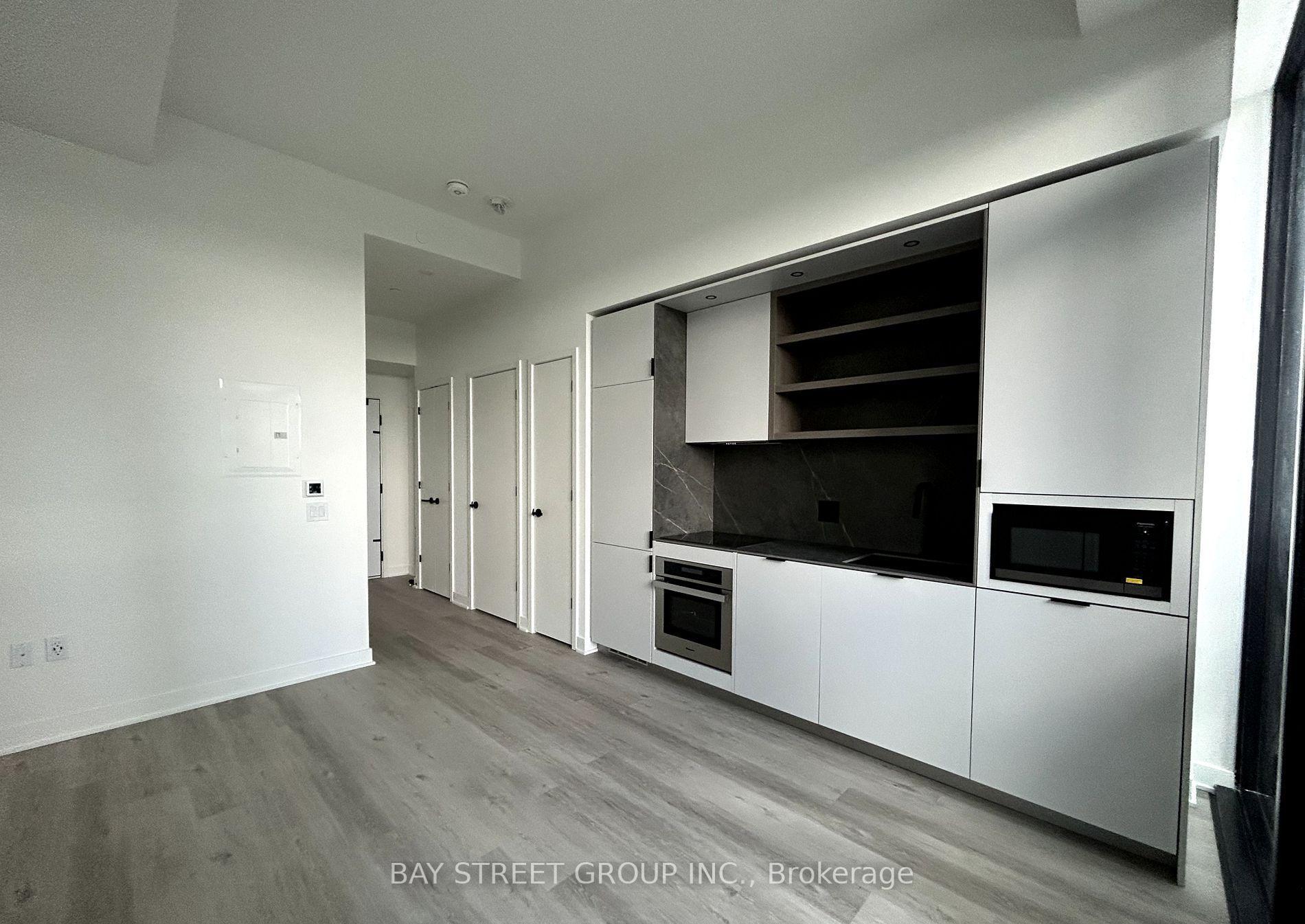 Photo 9 of Unit 2011, 55 Charles Street E, Toronto, Church-Yonge Corridor — HOMEH