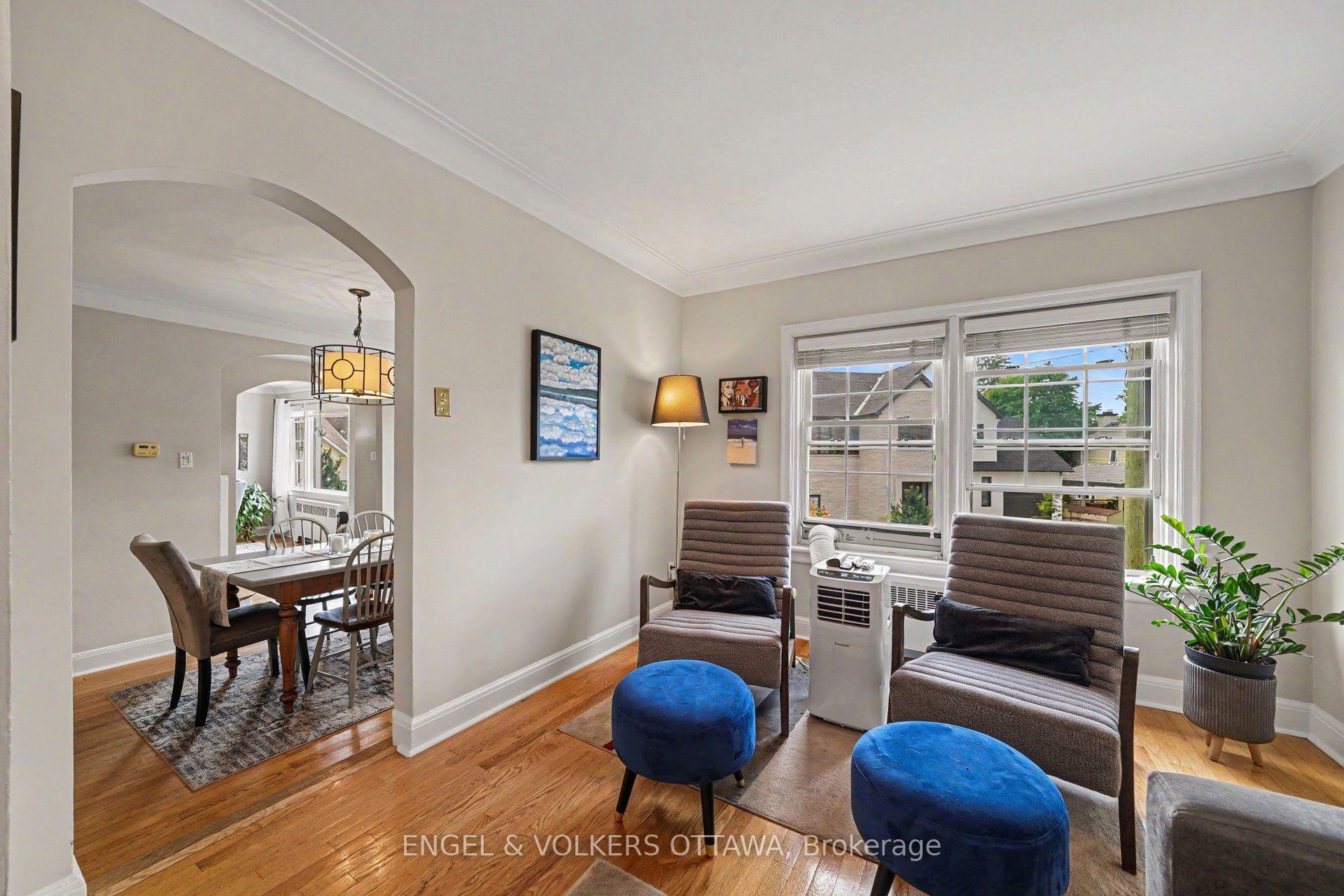 Photo 9 of 107 Ivy Crescent, Ottawa, Lindenlea — HOMEH