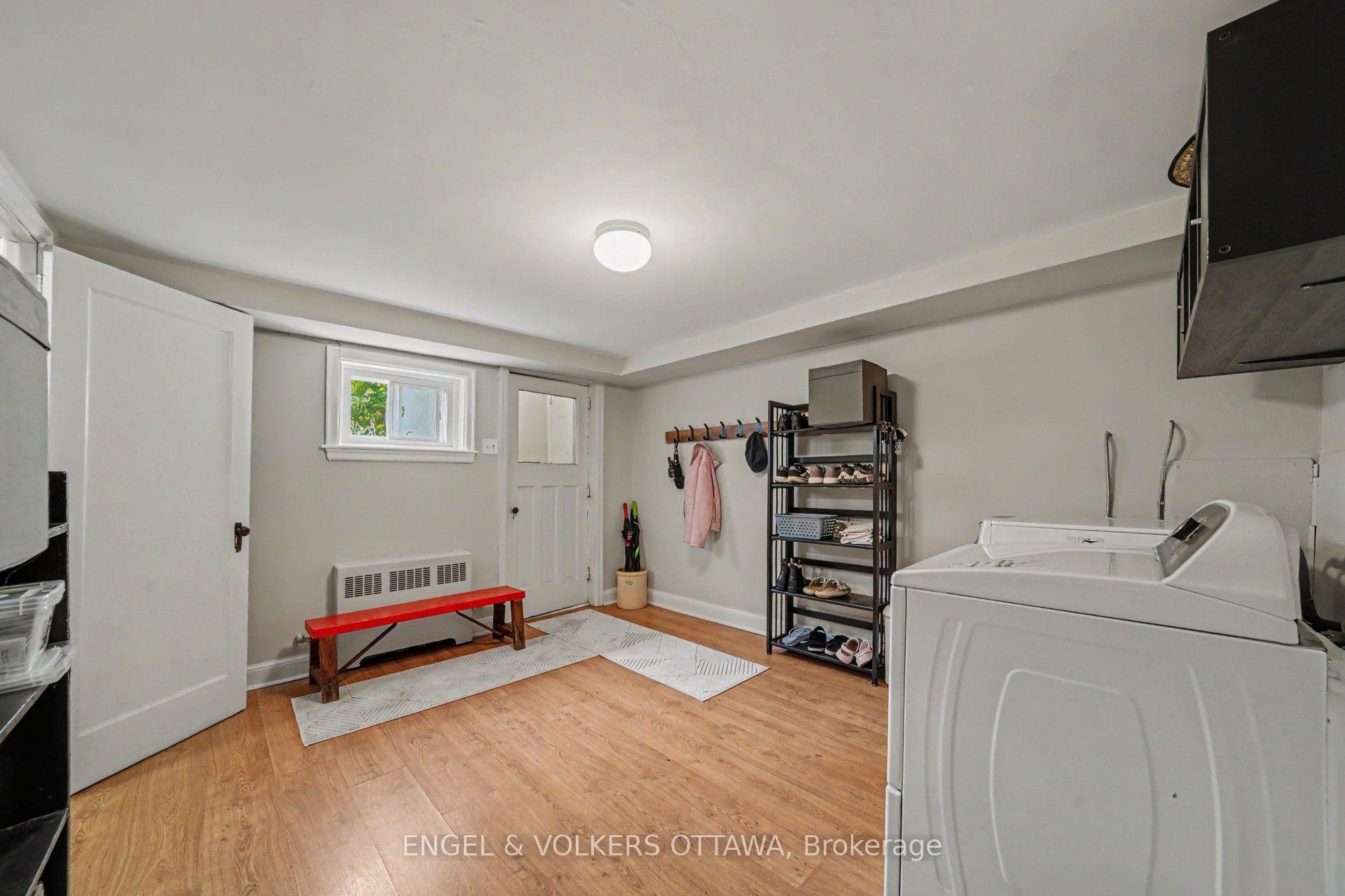 Photo 25 of 107 Ivy Crescent, Ottawa, Lindenlea — HOMEH