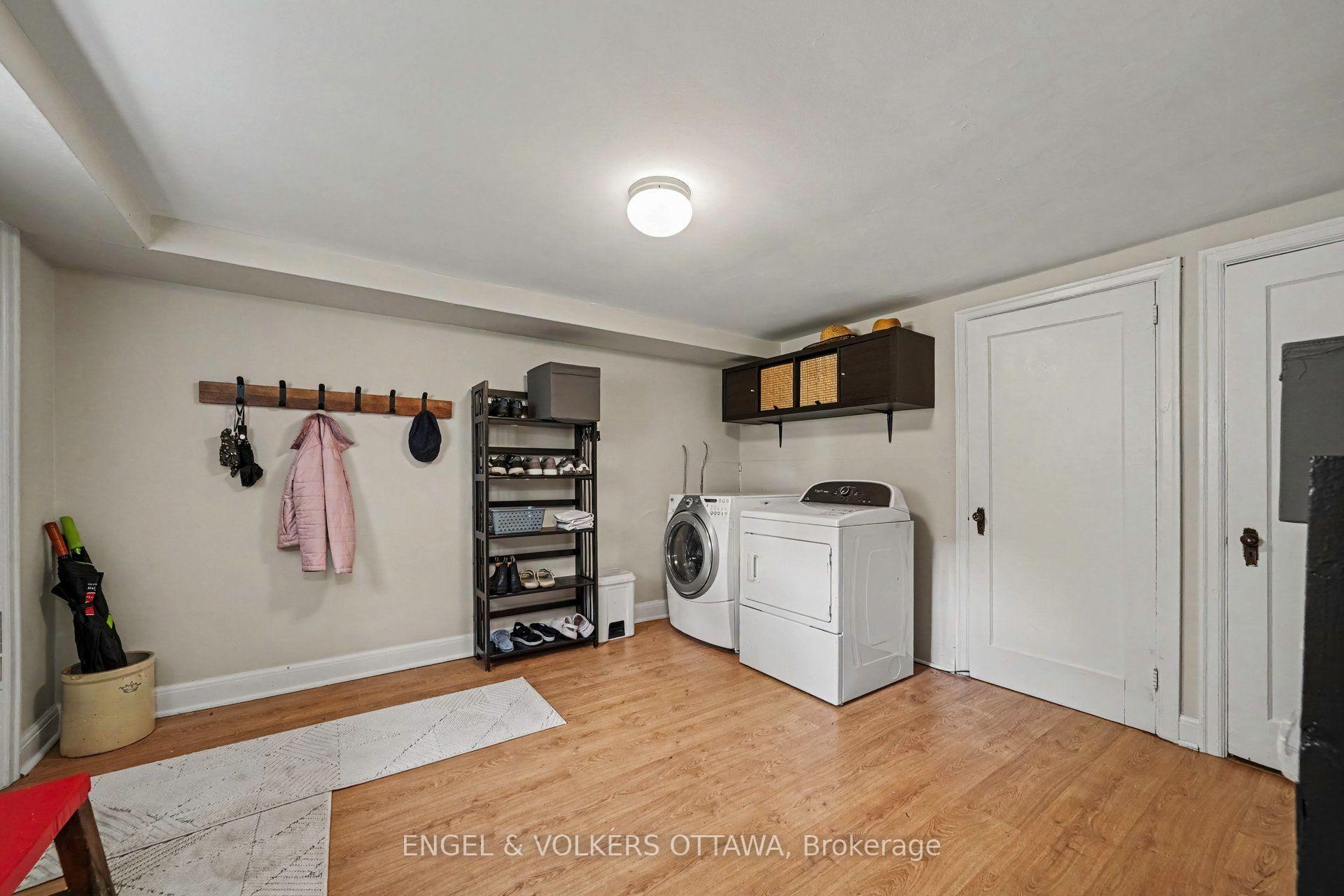 Photo 26 of 107 Ivy Crescent, Ottawa, Lindenlea — HOMEH