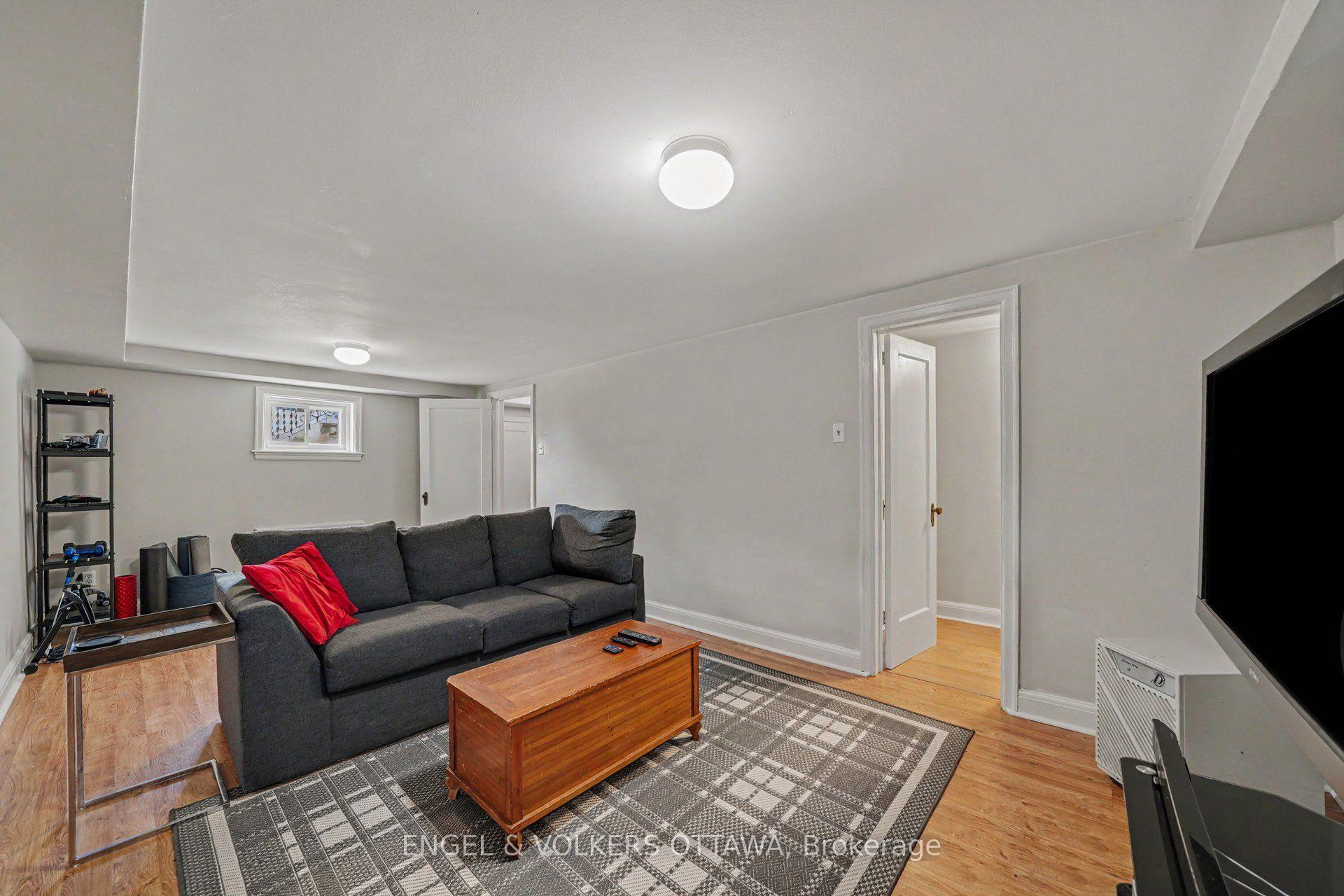 Photo 27 of 107 Ivy Crescent, Ottawa, Lindenlea — HOMEH