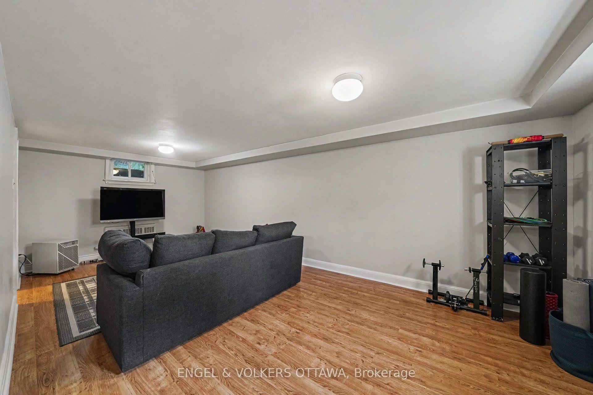 Photo 28 of 107 Ivy Crescent, Ottawa, Lindenlea — HOMEH