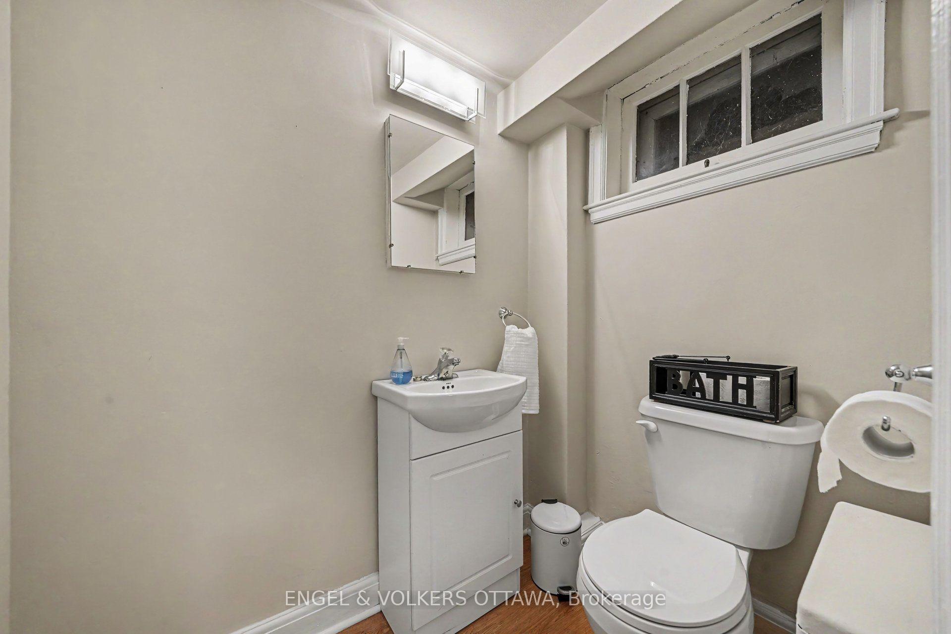 Photo 29 of 107 Ivy Crescent, Ottawa, Lindenlea — HOMEH