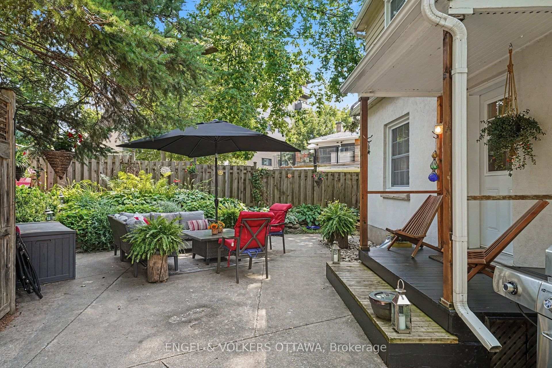 Photo 30 of 107 Ivy Crescent, Ottawa, Lindenlea — HOMEH