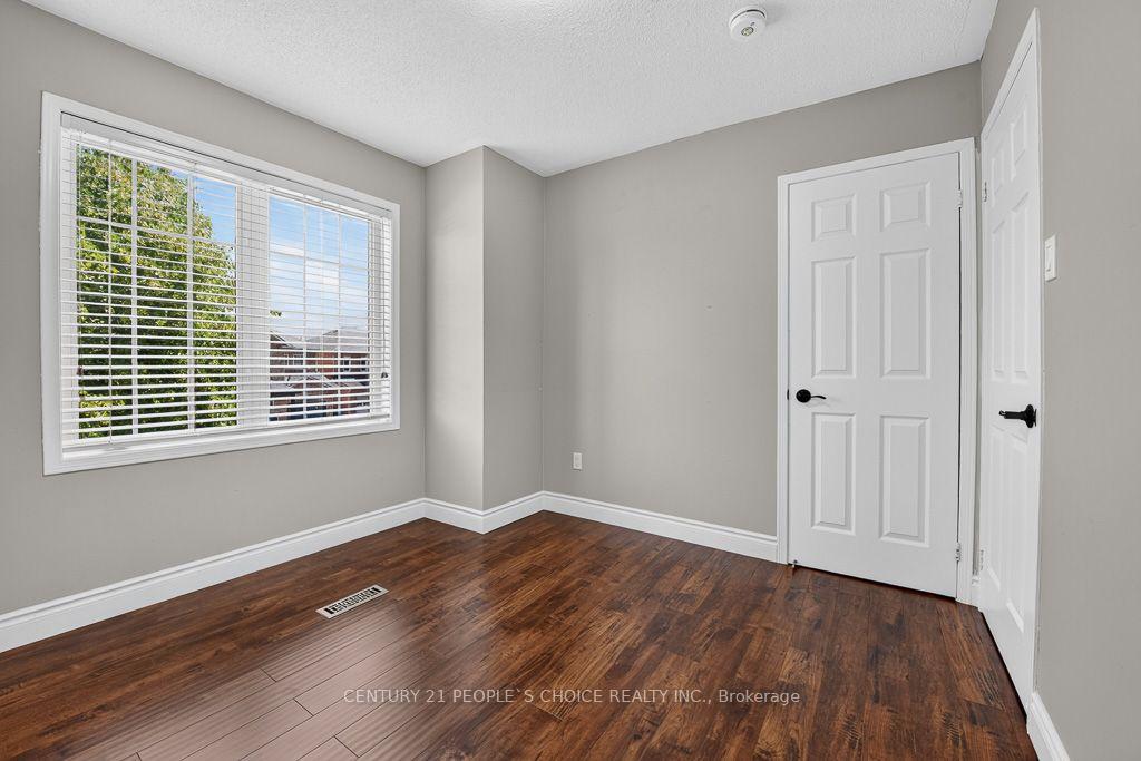 Photo 47 of 50 Penbridge Circle, Brampton, Fletcher's Meadow — HOMEH