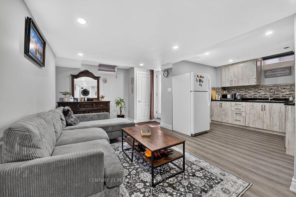 Photo 83 of 50 Penbridge Circle, Brampton, Fletcher's Meadow — HOMEH