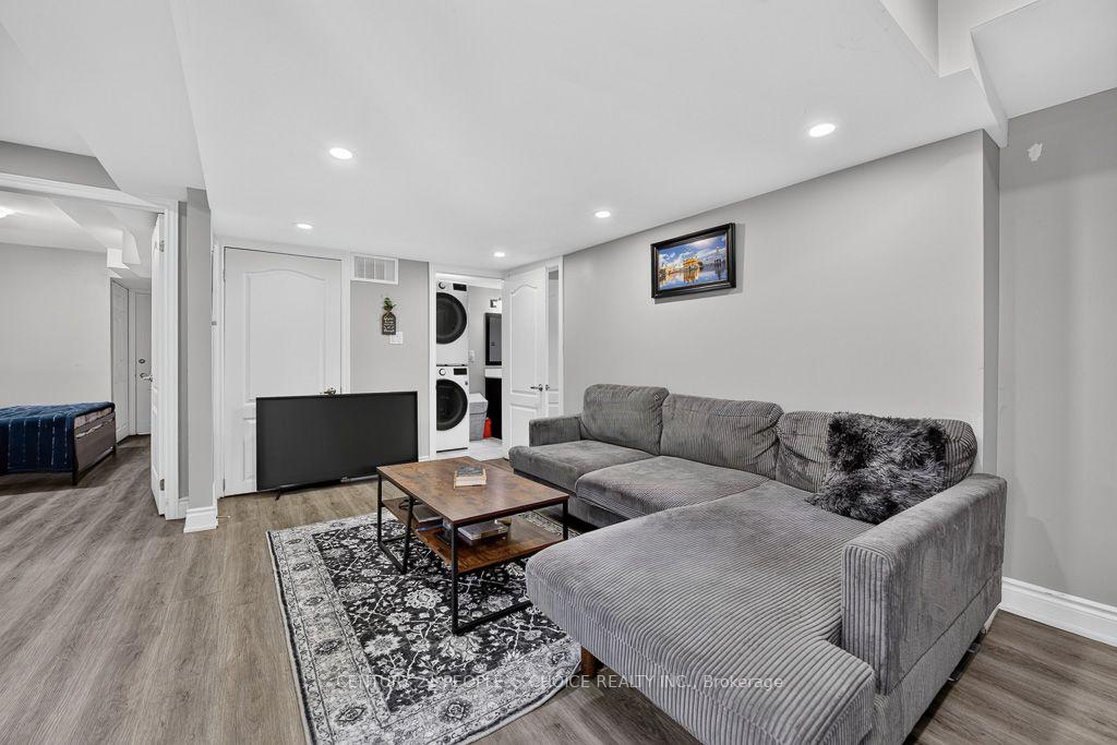 Photo 85 of 50 Penbridge Circle, Brampton, Fletcher's Meadow — HOMEH