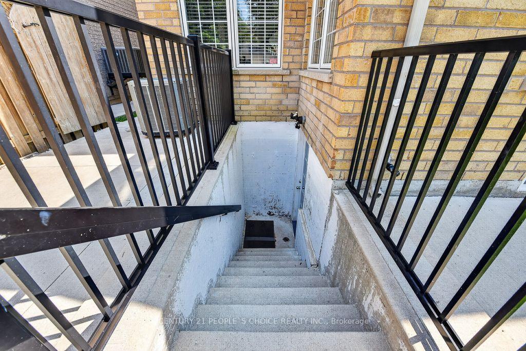 Photo 93 of 50 Penbridge Circle, Brampton, Fletcher's Meadow — HOMEH