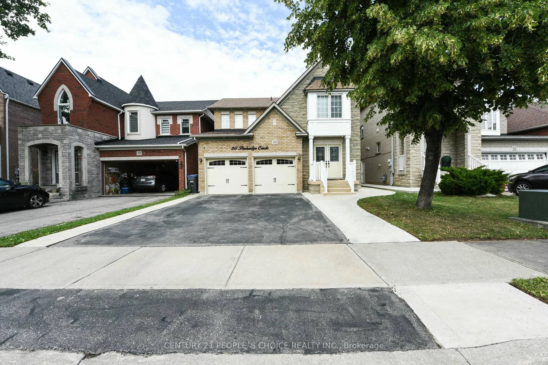 Photo 4 of 50 Penbridge Circle, Brampton, Fletcher's Meadow — HOMEH