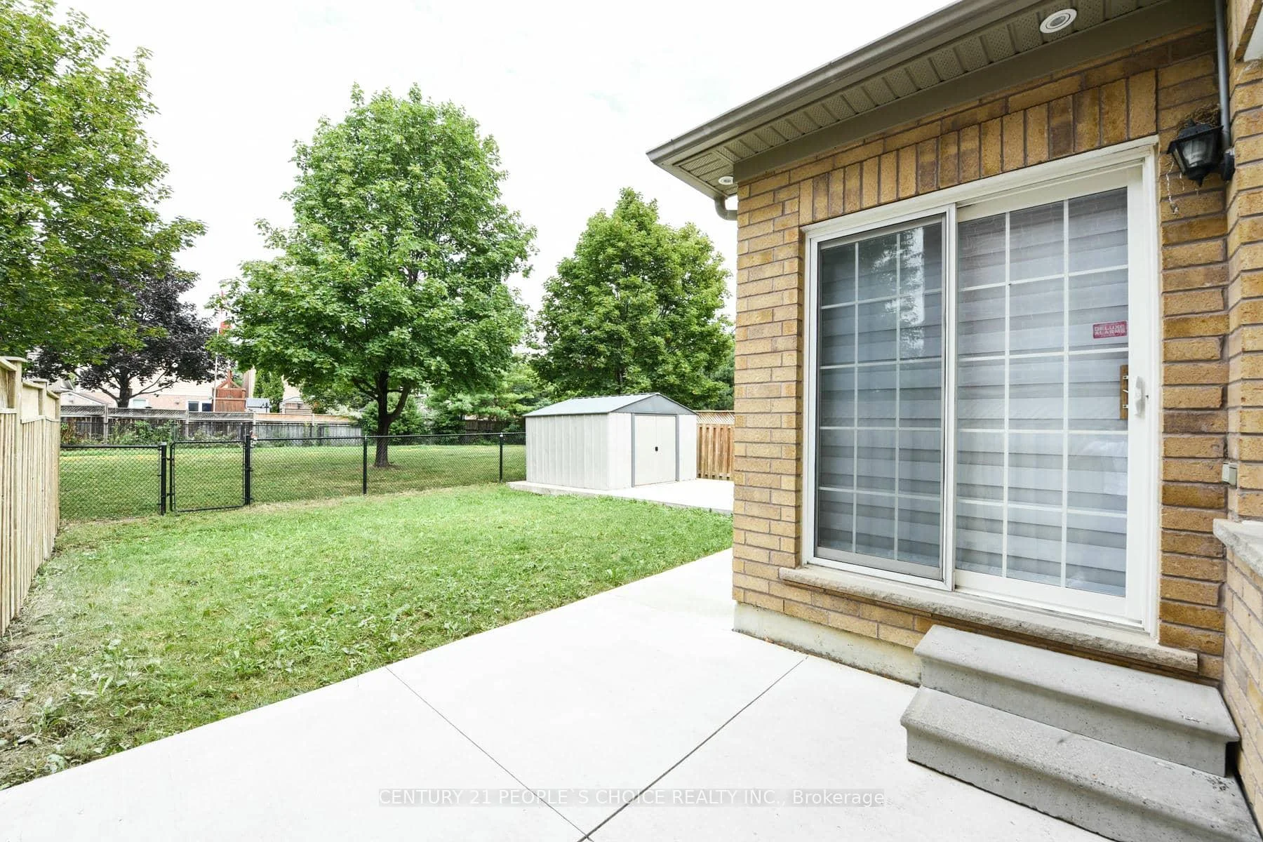 Photo 12 of 50 Penbridge Circle, Brampton, Fletcher's Meadow — HOMEH